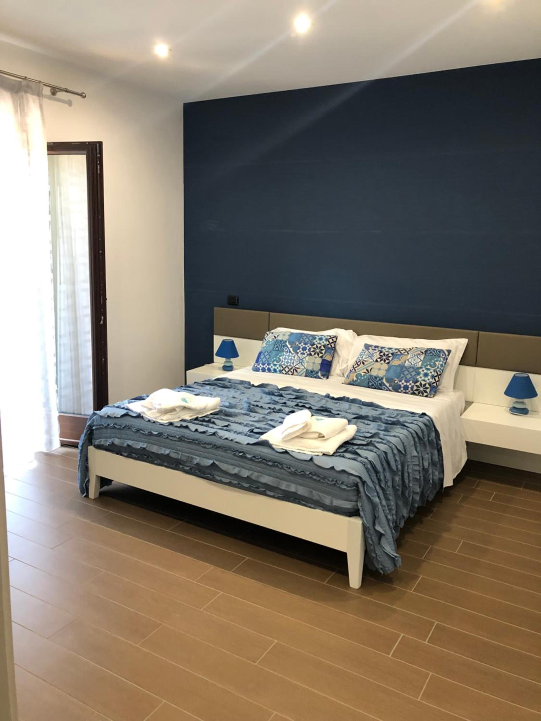 Deluxe Junior Suite - Photo 7