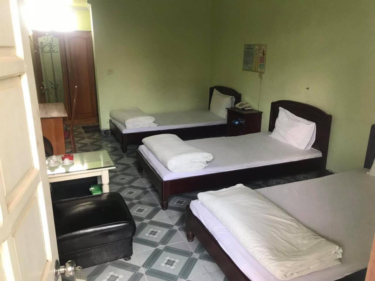 Economy Triple Room