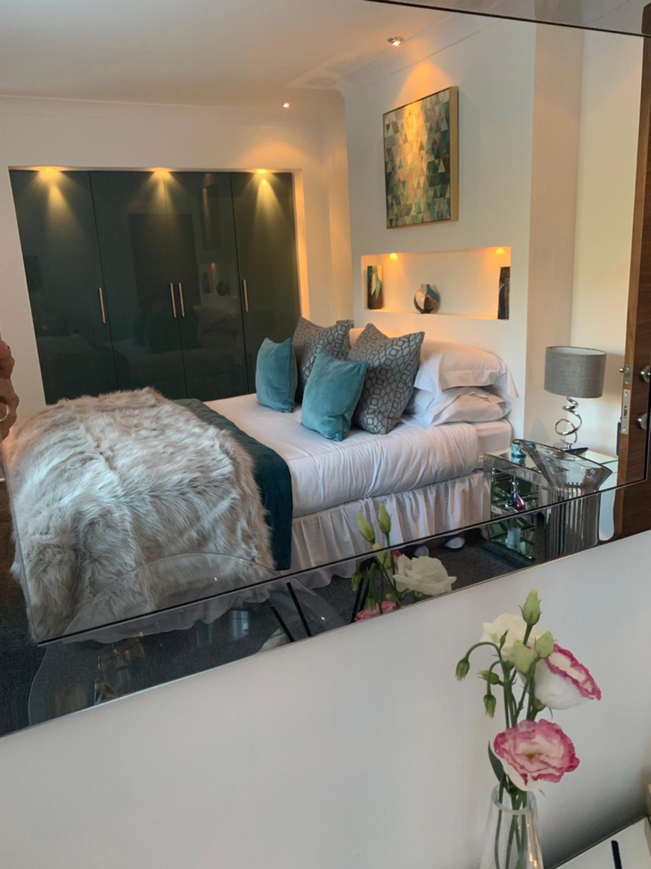 King Room with Mountain View