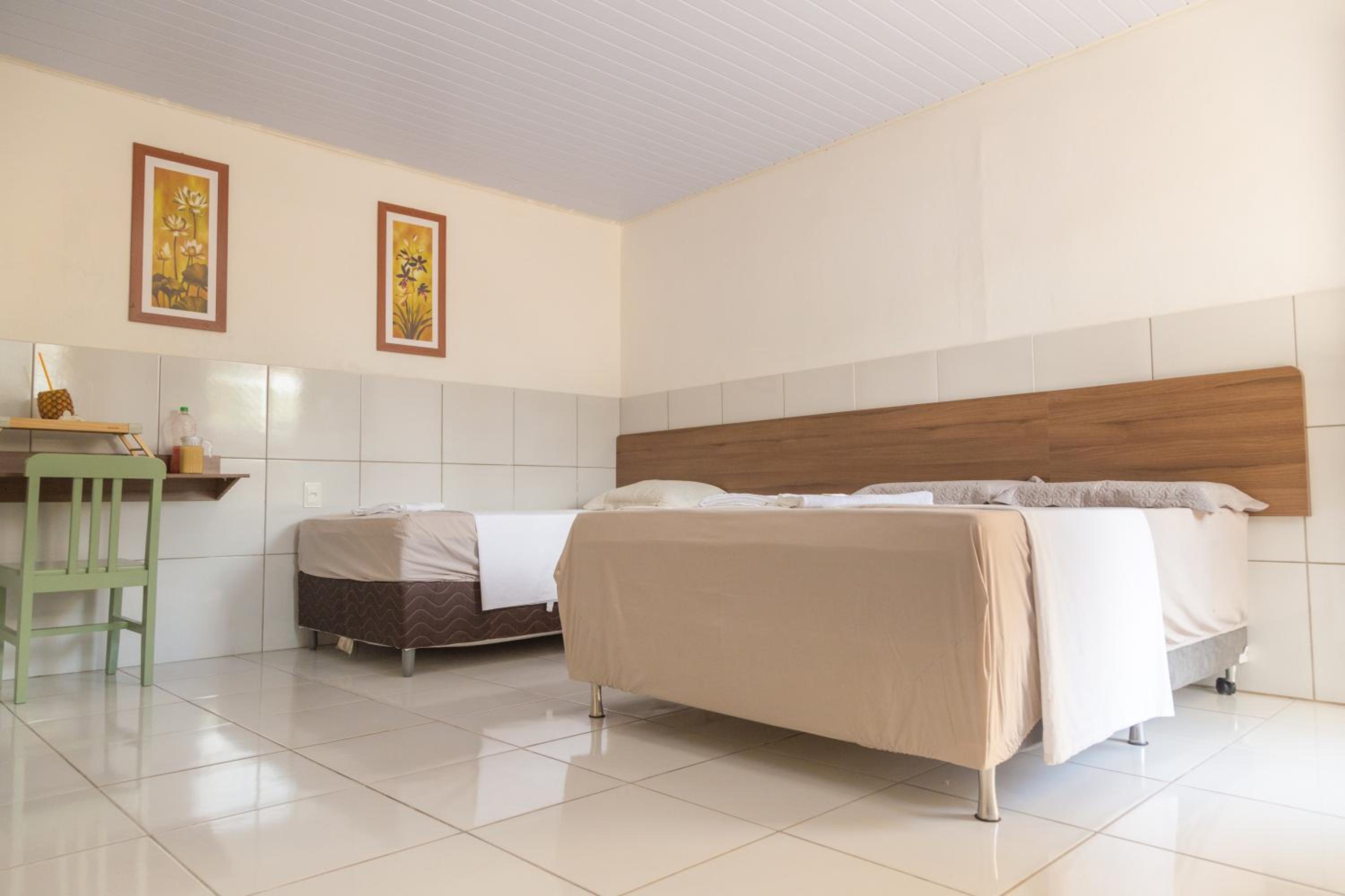 Double Room with Private Bathroom - Photo 1