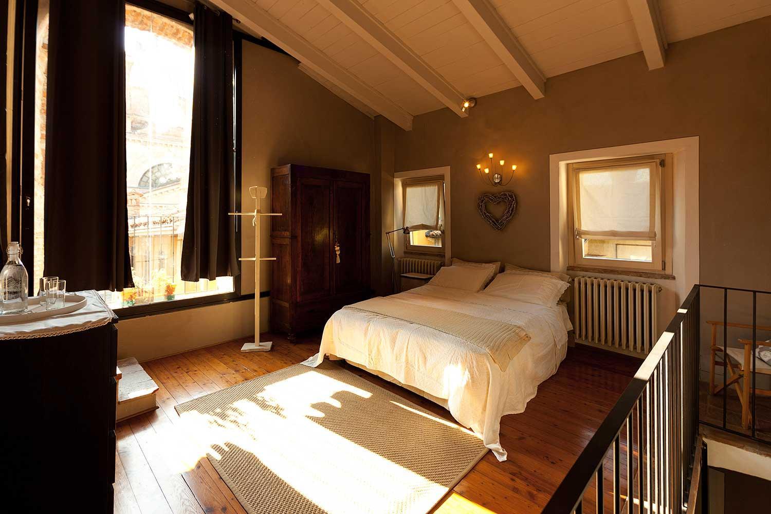 Junior Suite with Balcony - Photo 3