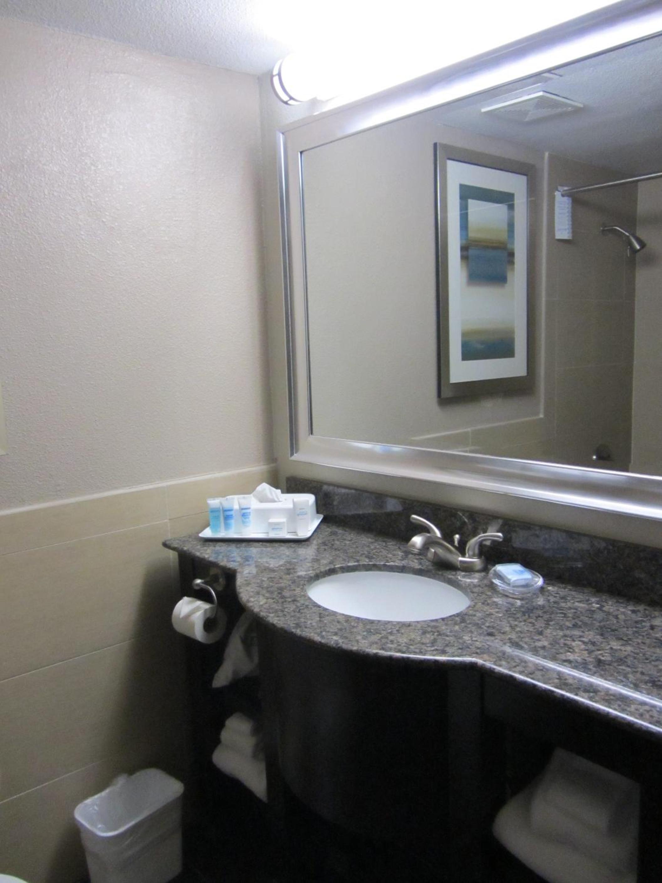 Superior King Room - Photo 4