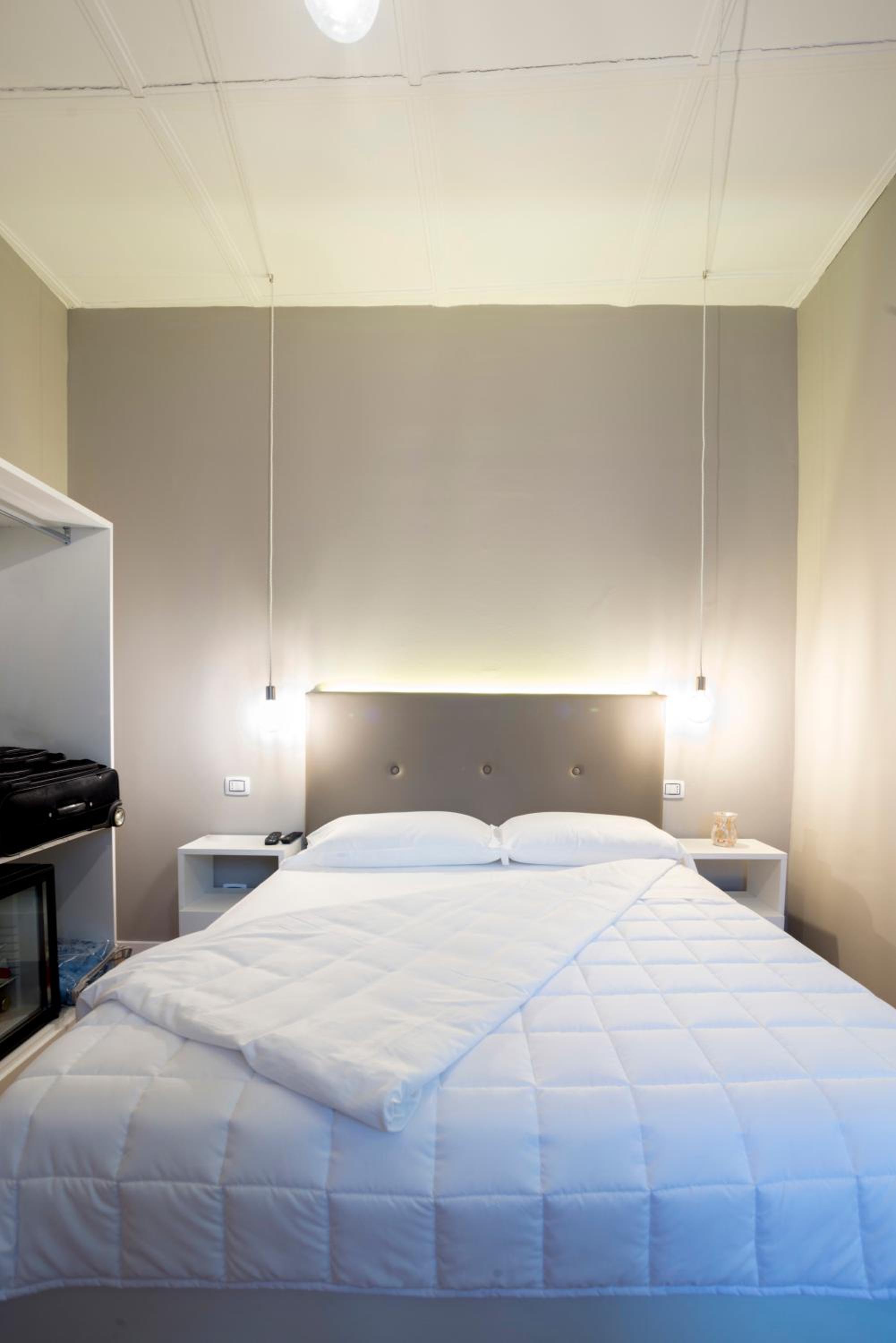 Standard Double Room photo 2