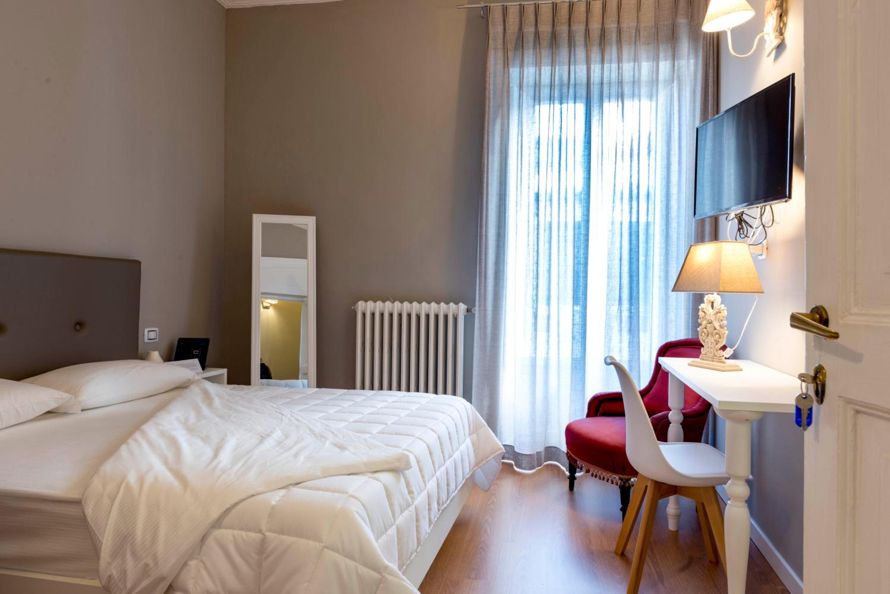 Standard Double Room photo 1