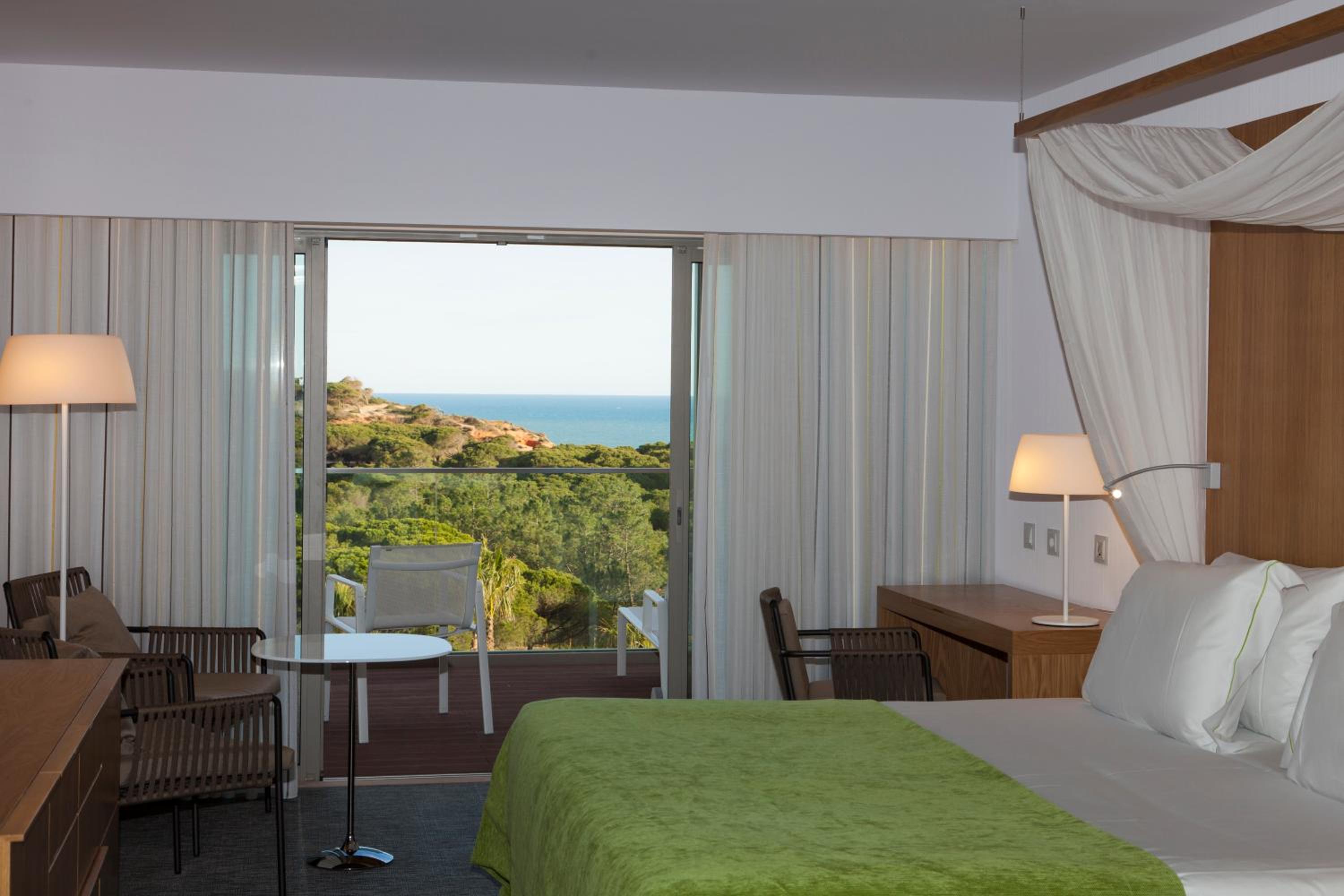 Deluxe Double Or Twin Room With Ocean View - New Year'S Package