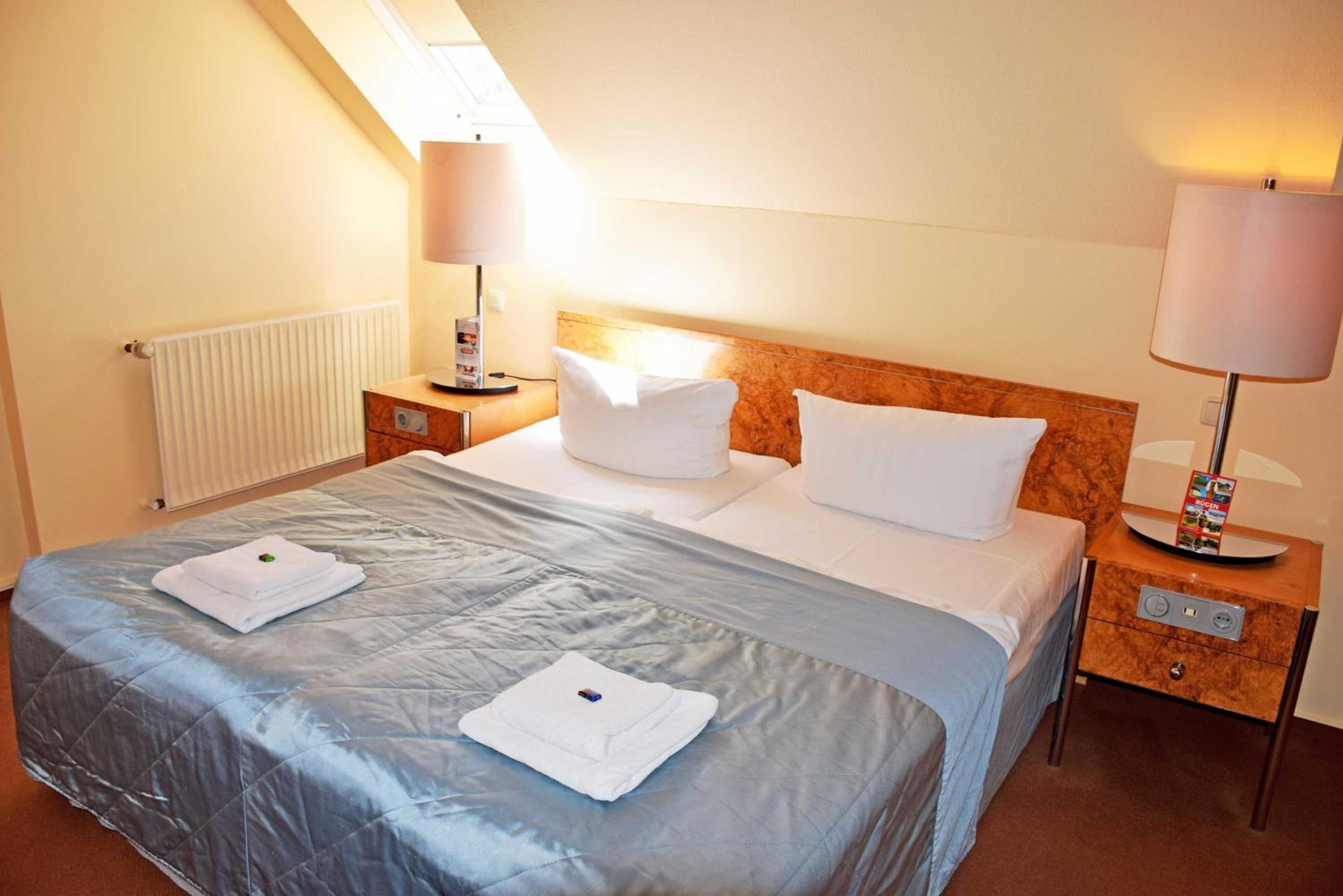 Double or Twin Room with Private Bathroom photo 1
