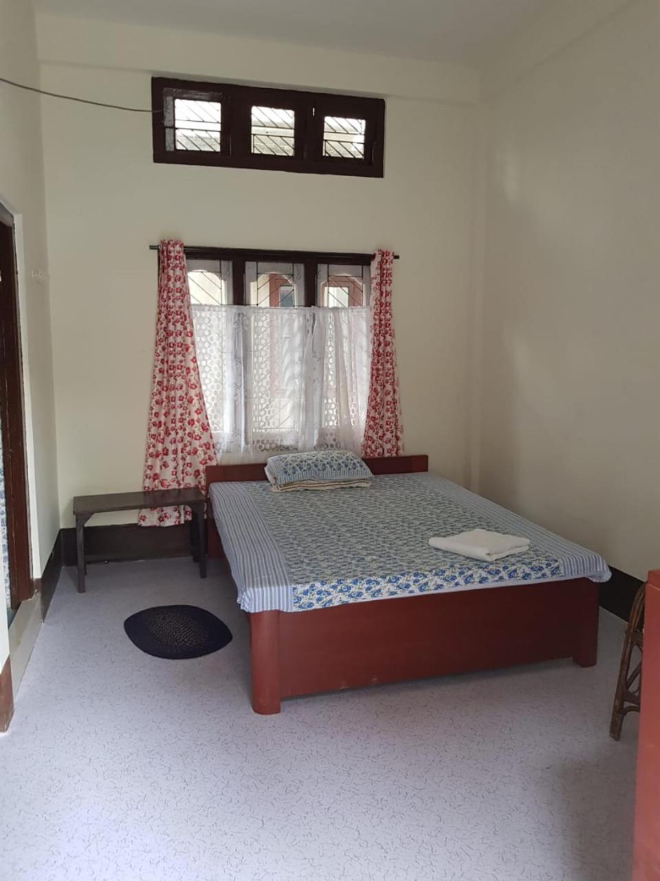 Economy Double Room photo 3