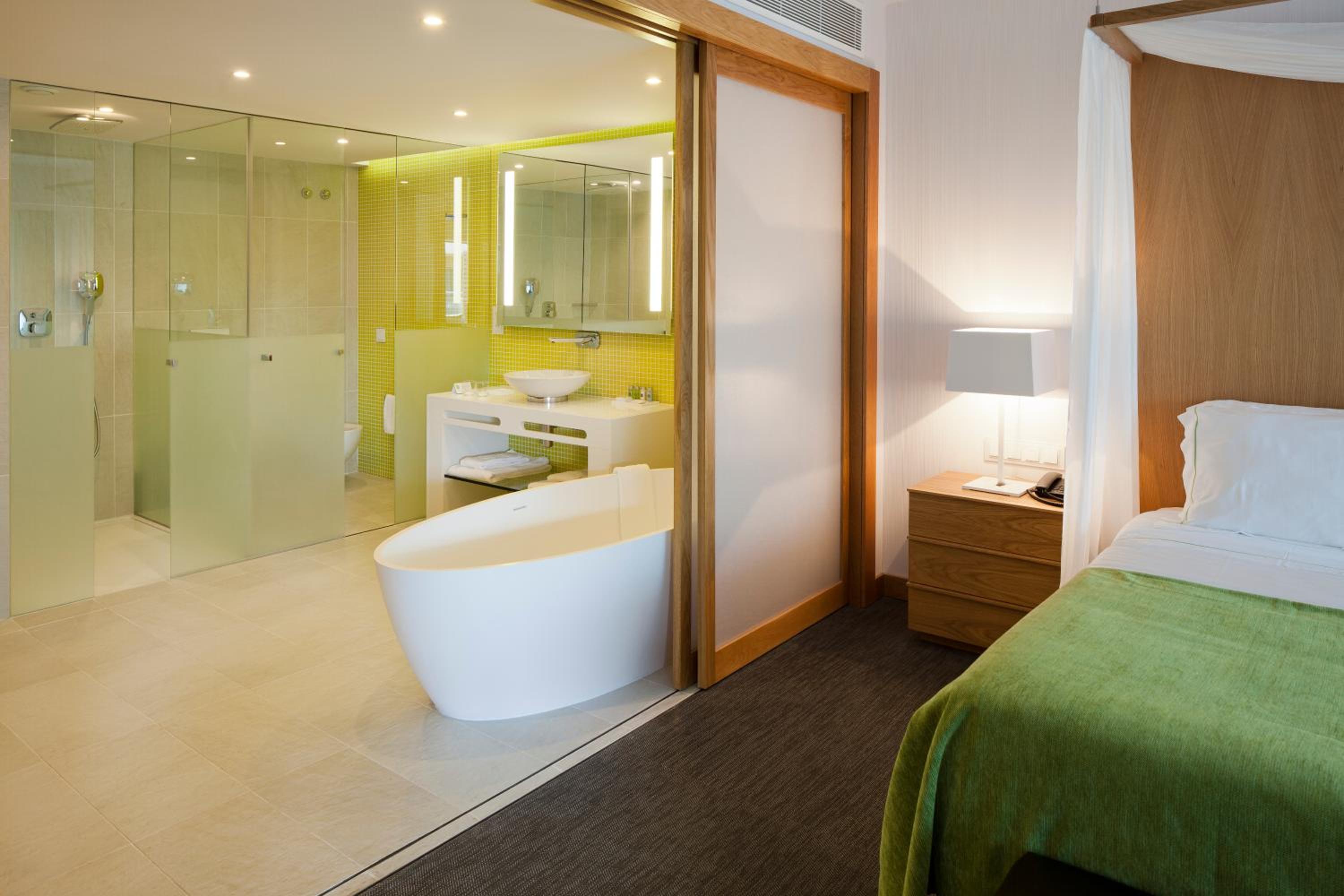 Suite With Pool View - New Year'S Package photo 2