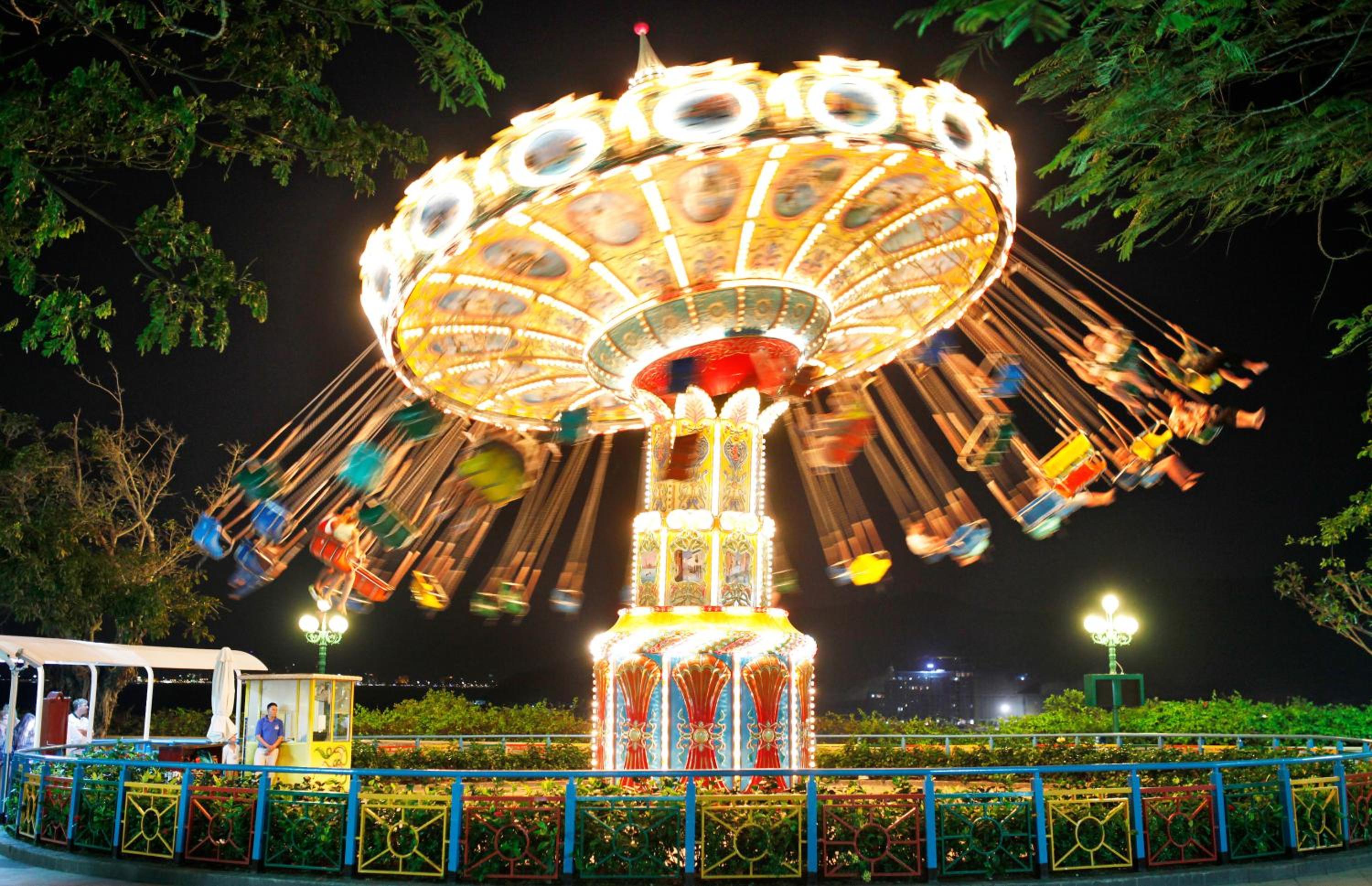 豪华大床房 - VinWonders Park Access