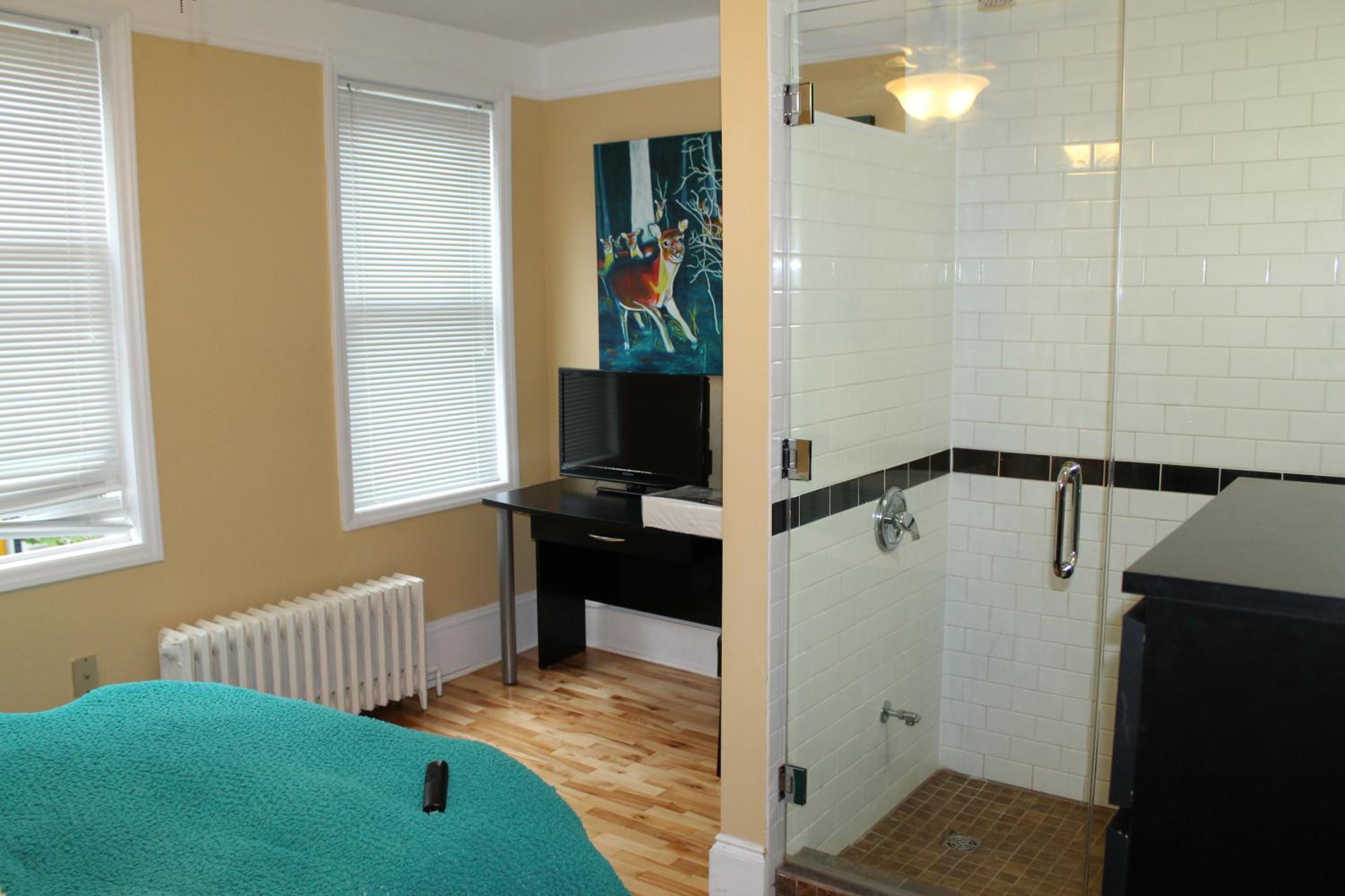 Double Room with Private Bathroom photo 3