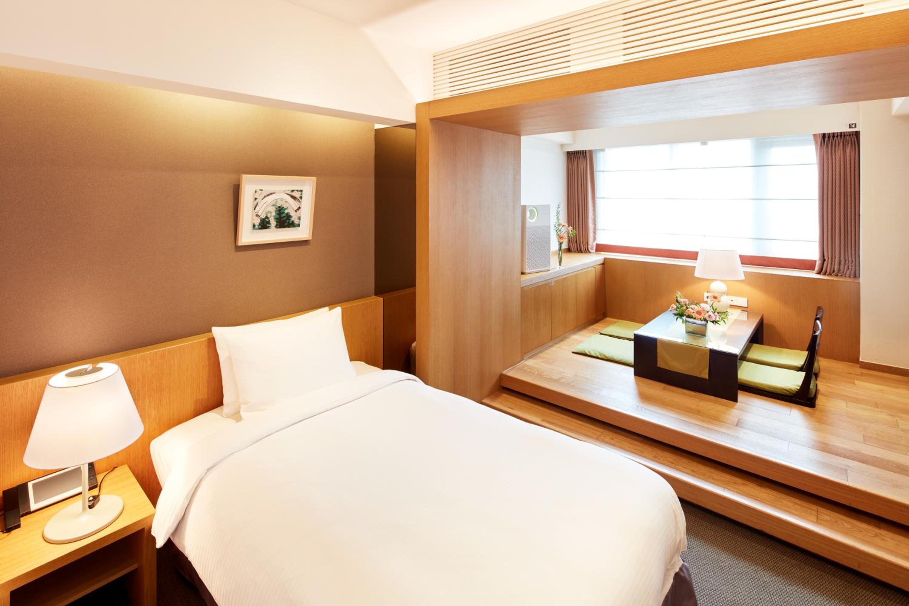 Premier Twin Room - Photo 2