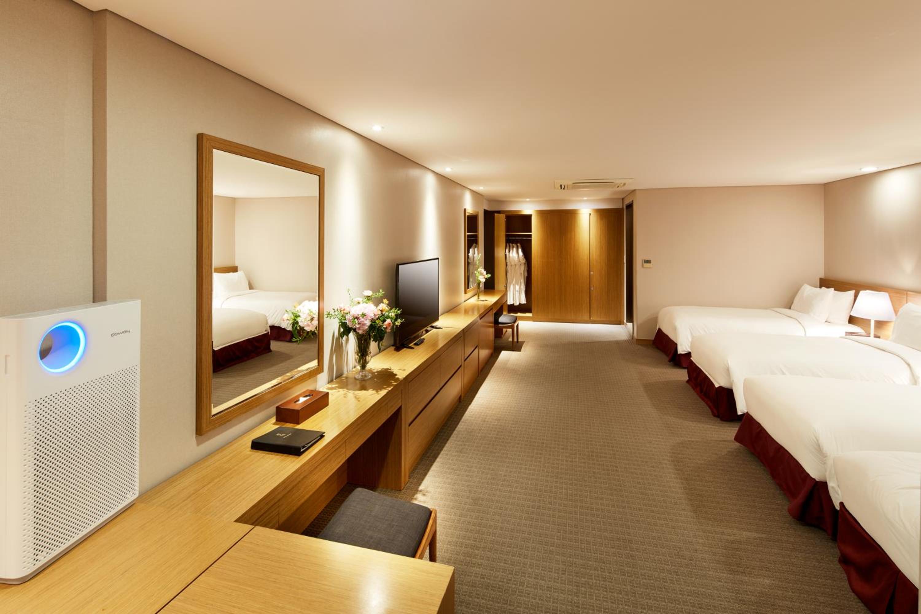Quadruple Room - Photo 3