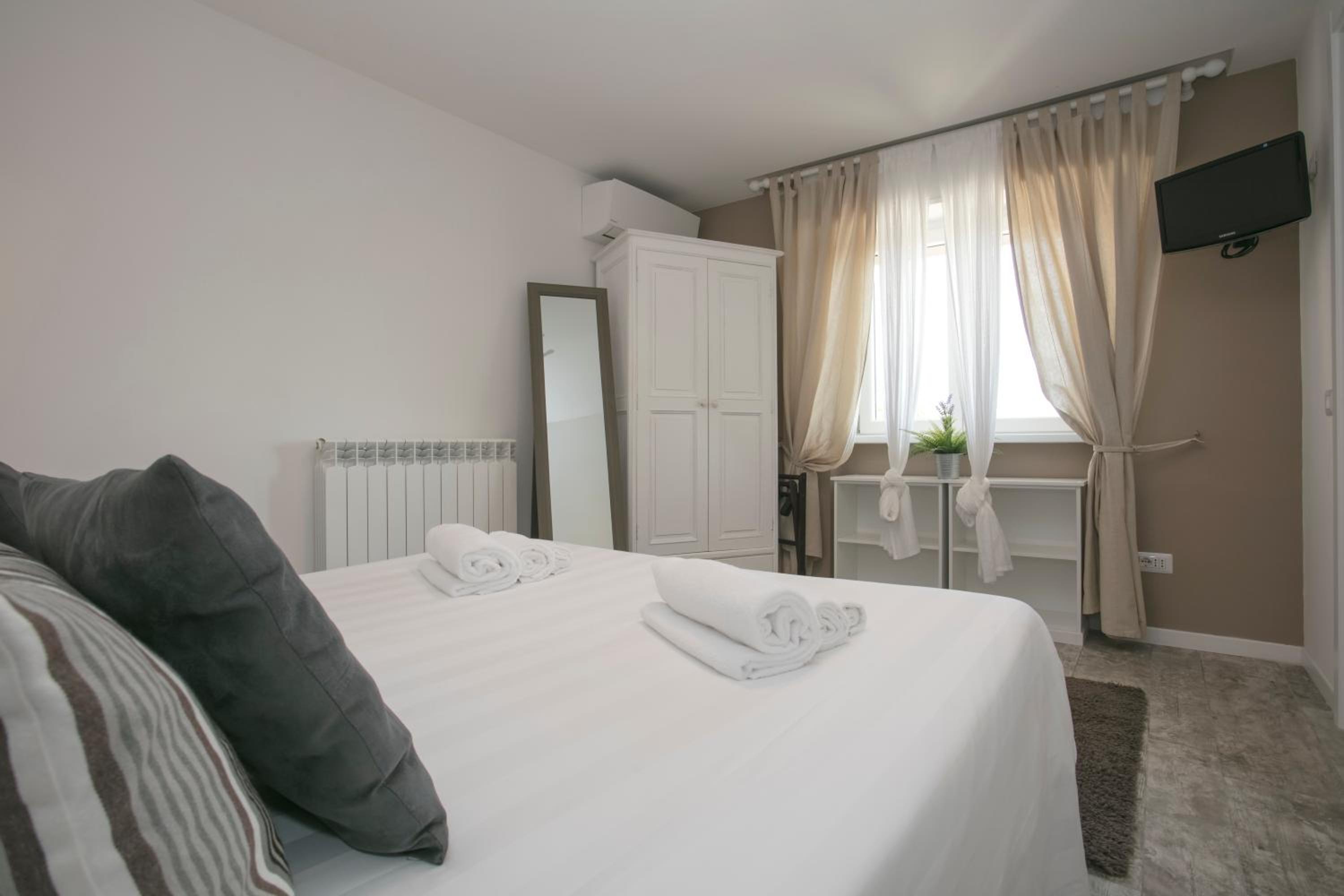 Deluxe Quadruple Room photo 2