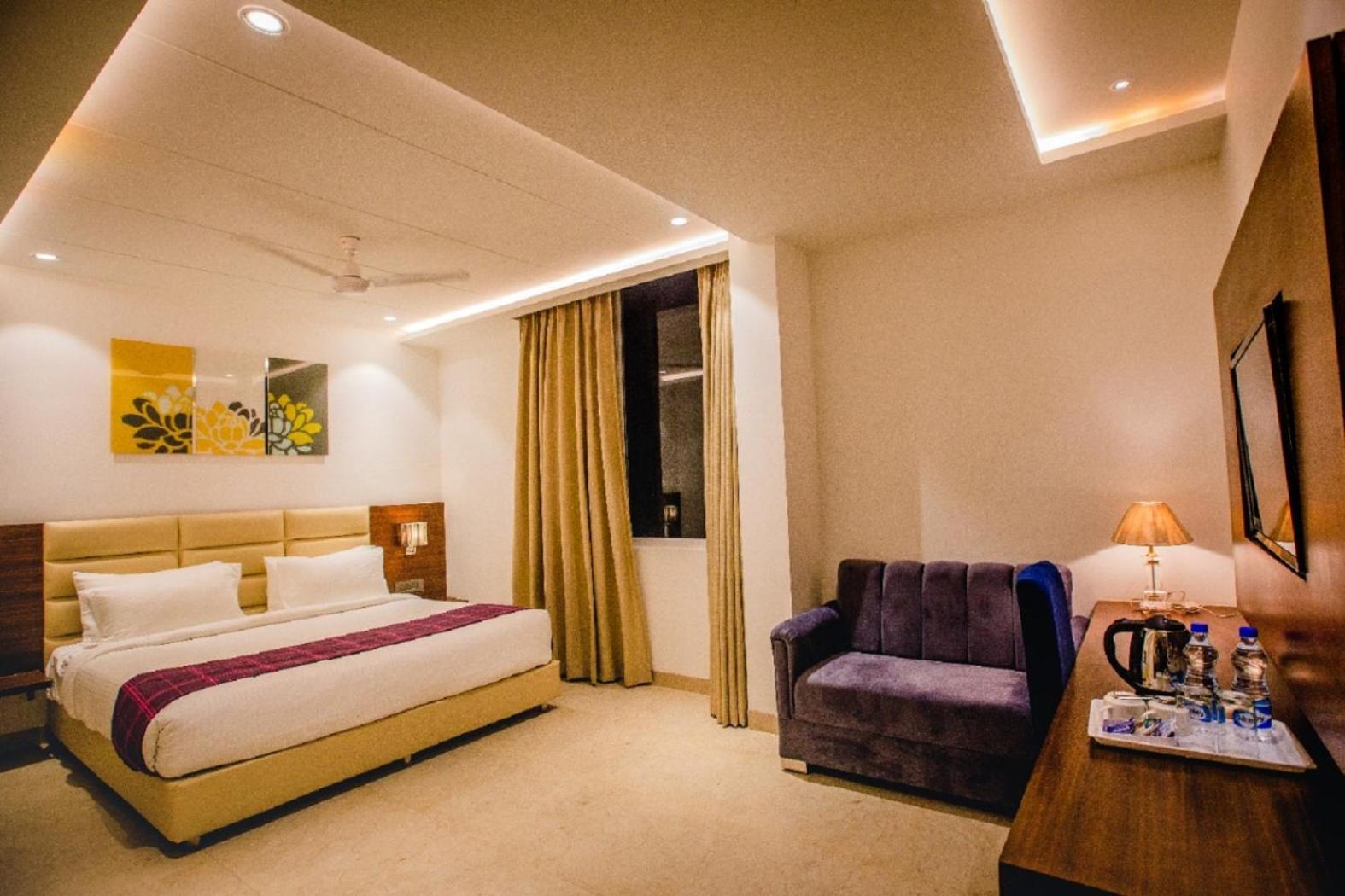 Super Deluxe Room