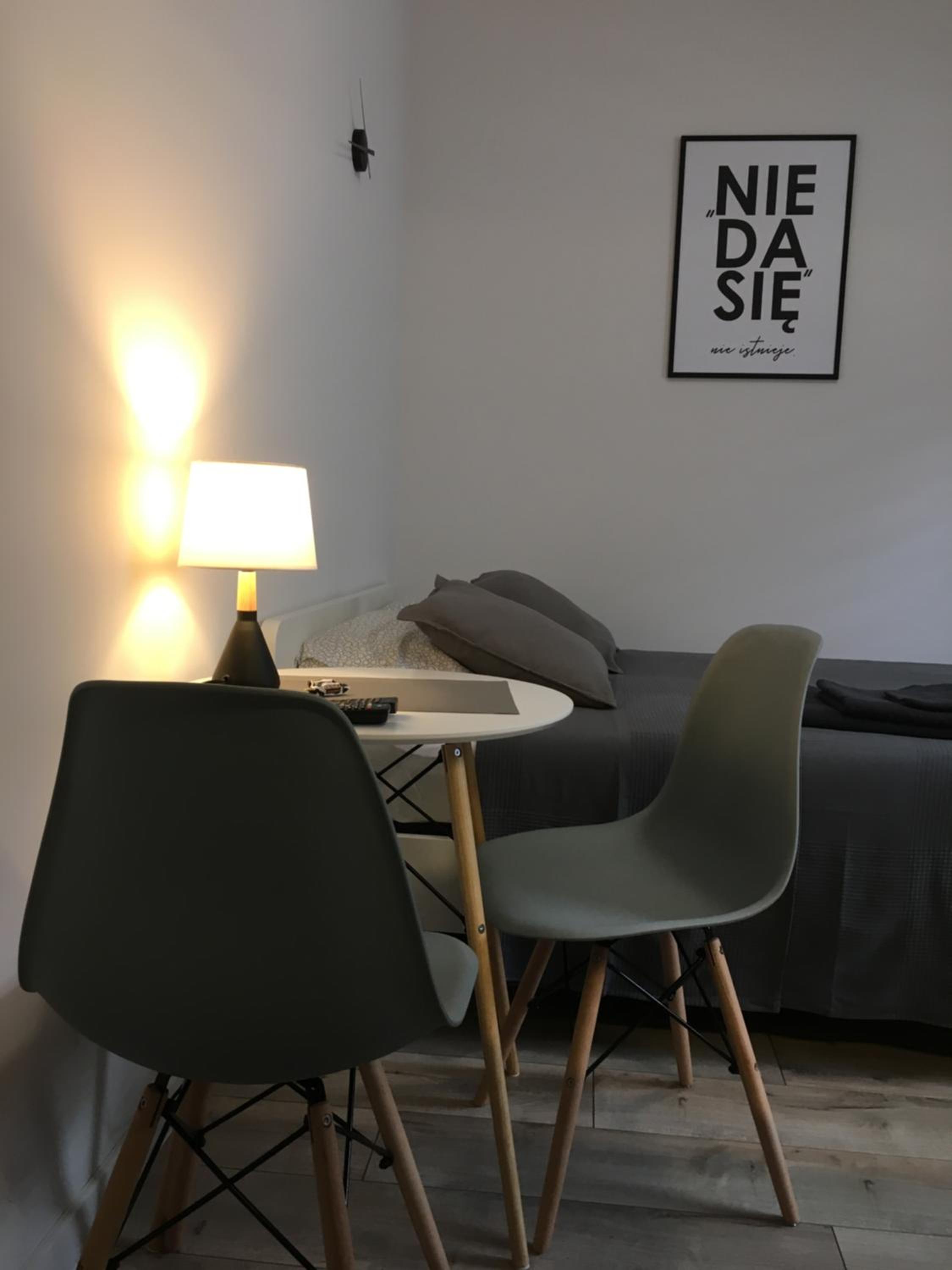 One-Bedroom Apartment - Photo 9