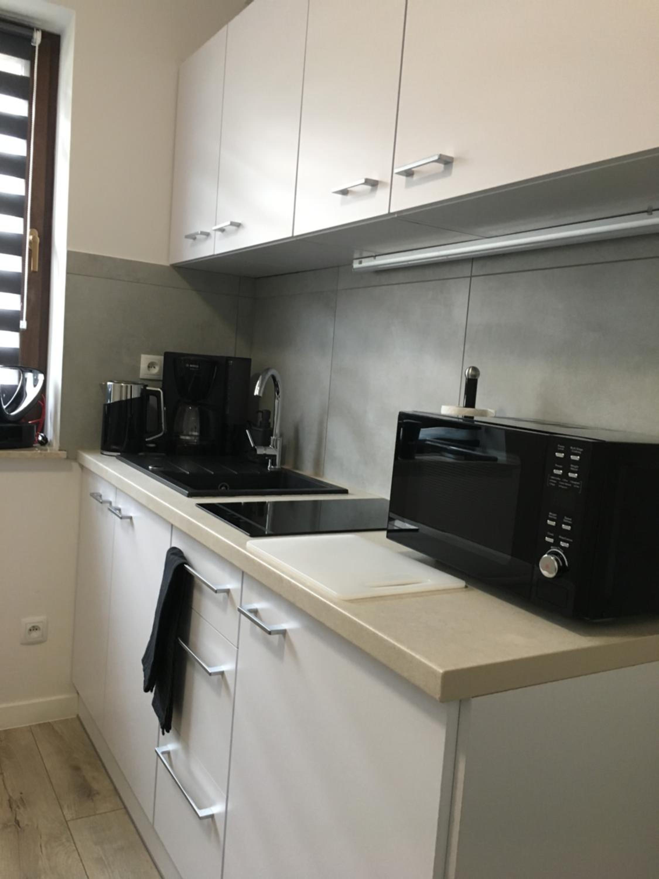 One-Bedroom Apartment - Photo 21