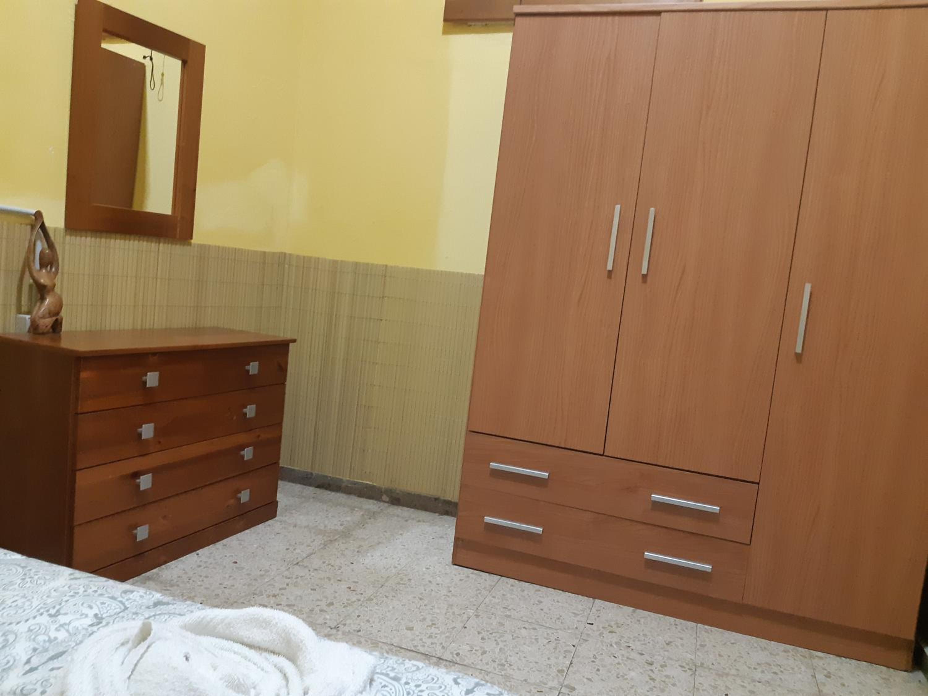 Quadruple Room with Bathroom - Photo 3