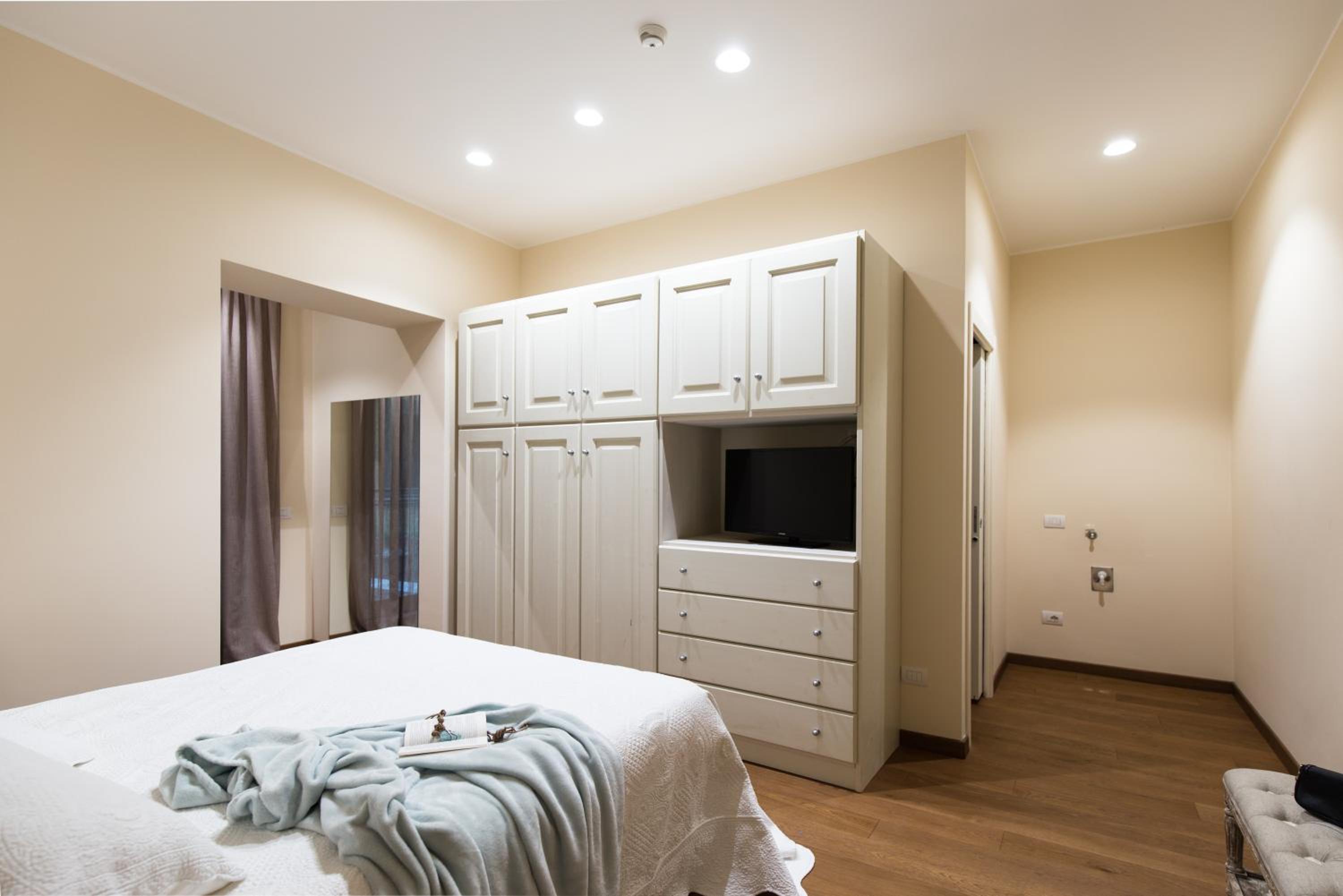 Junior Suite with Balcony photo 3