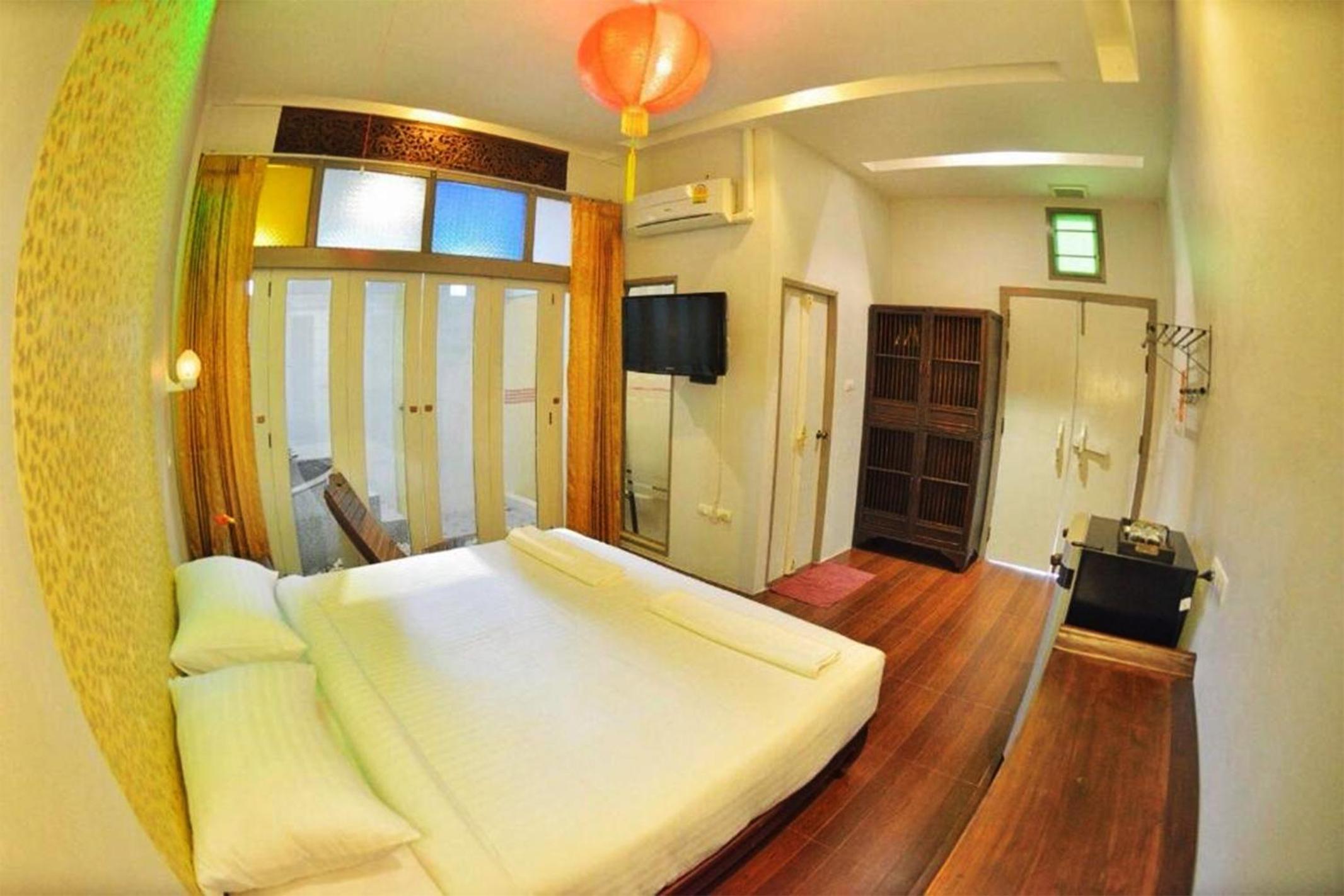 Deluxe Double Room photo 3