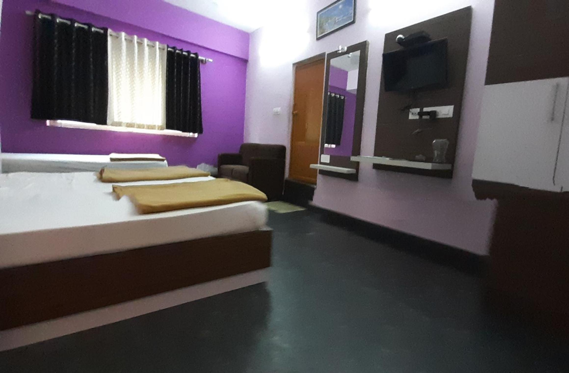 Deluxe Triple Room - Photo 1