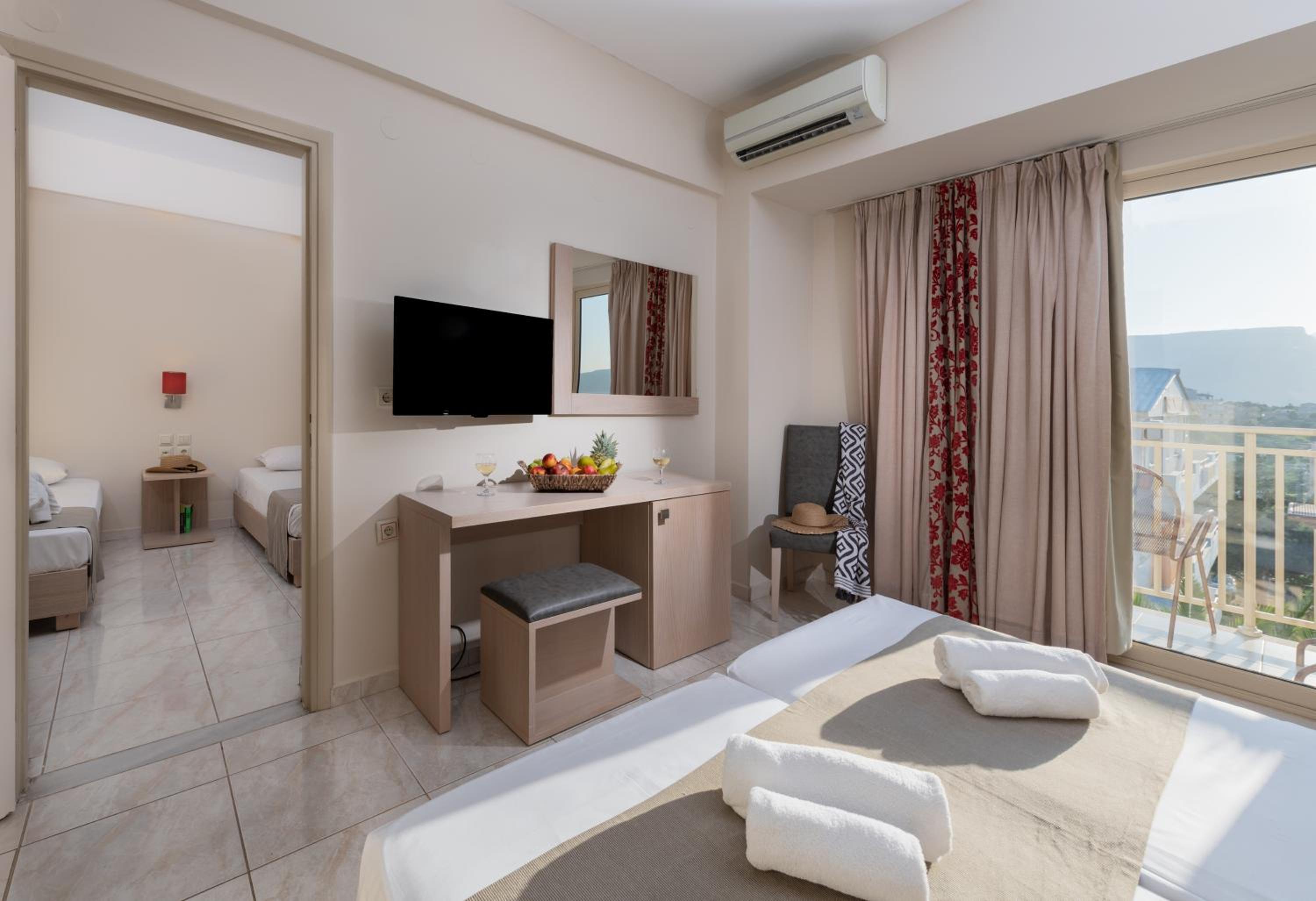Family Two Bedroom Room with Garden View