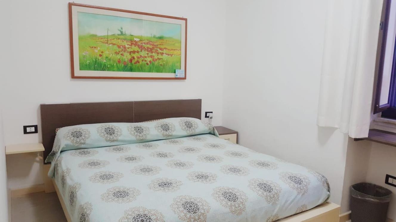 Small Double Room photo 2