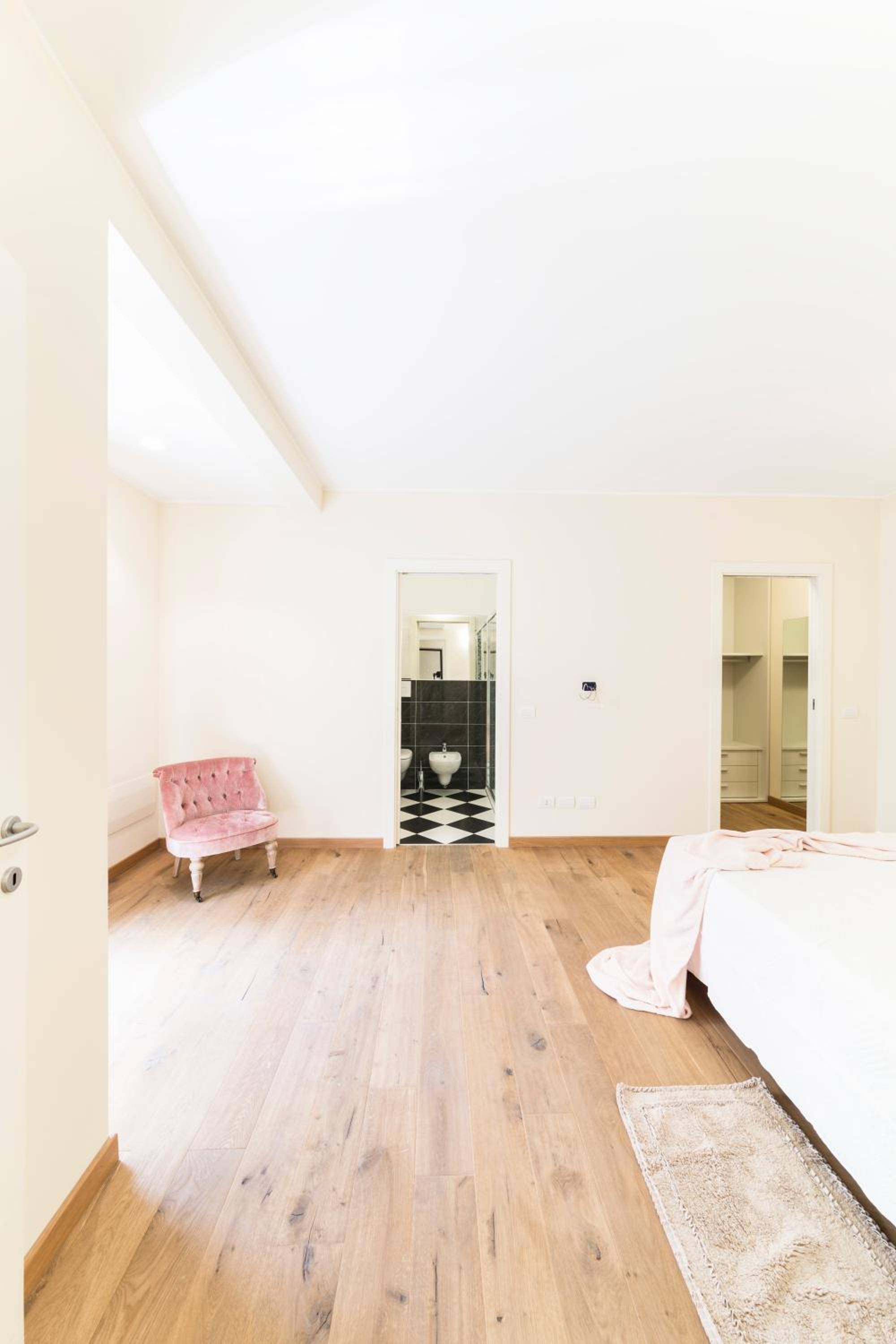 Junior Suite with Balcony photo 2