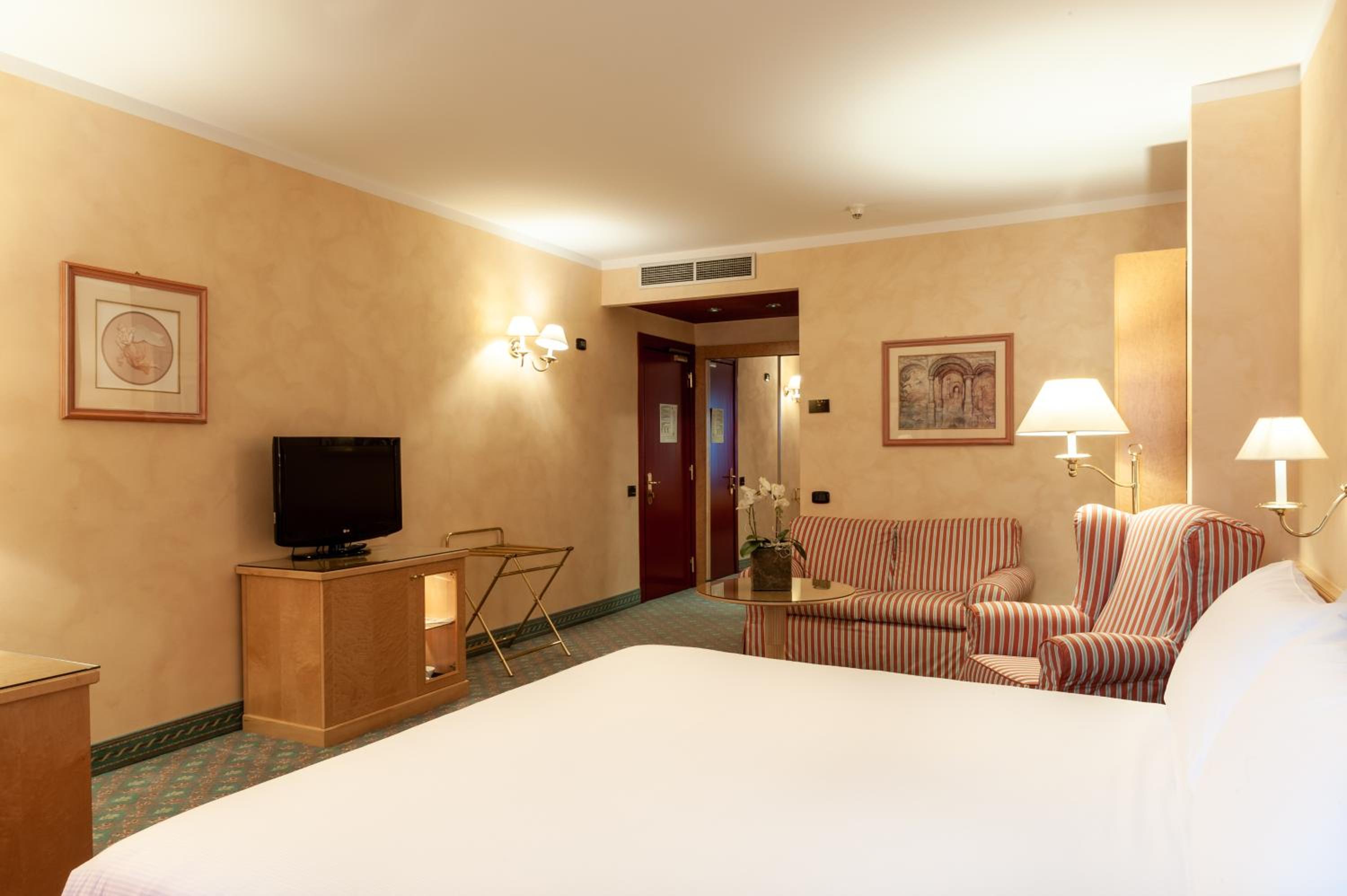 Junior Suite - Photo 2