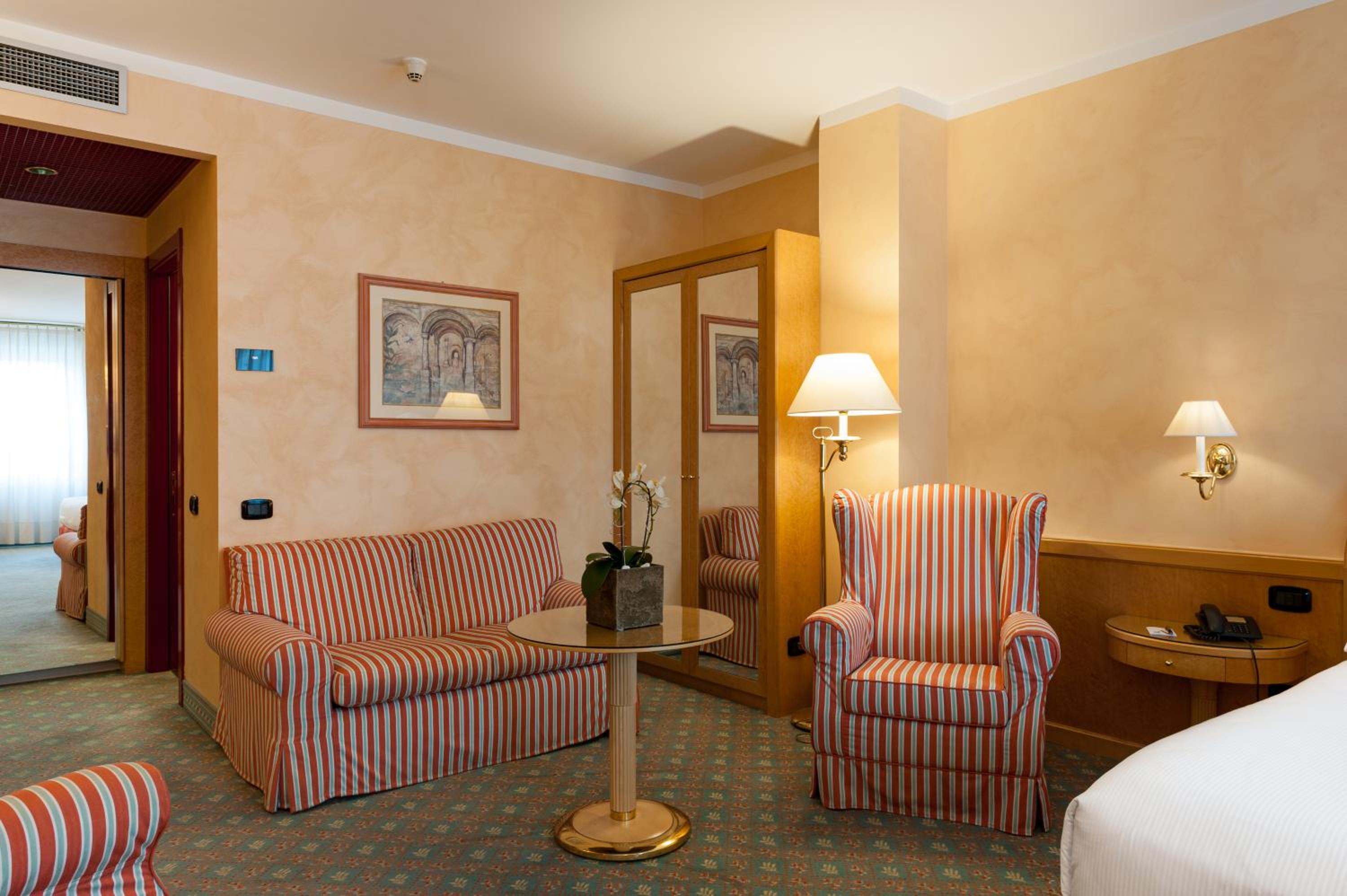 Junior Suite - Photo 3