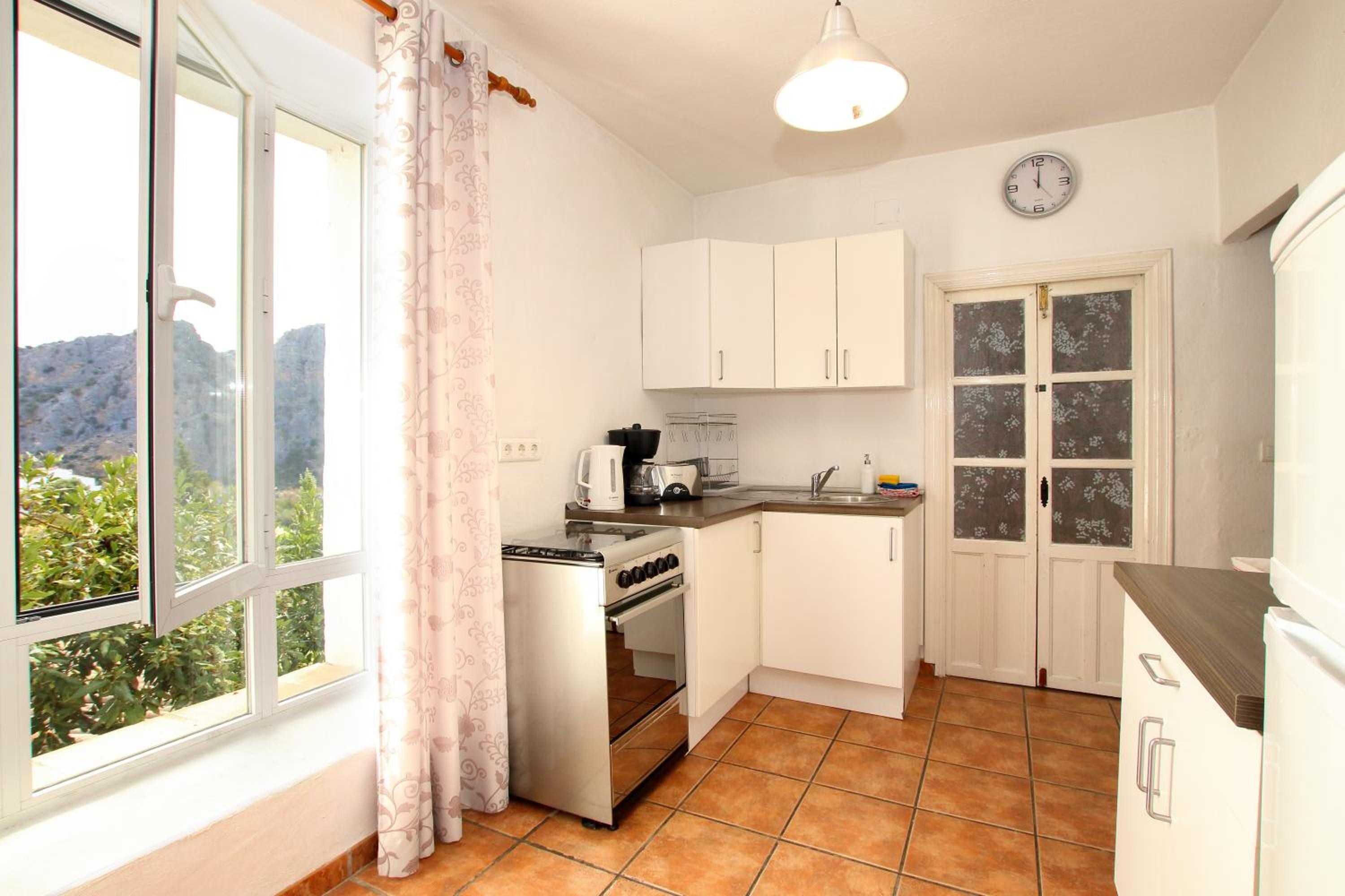 Three-Bedroom House (6 Adults) photo 2
