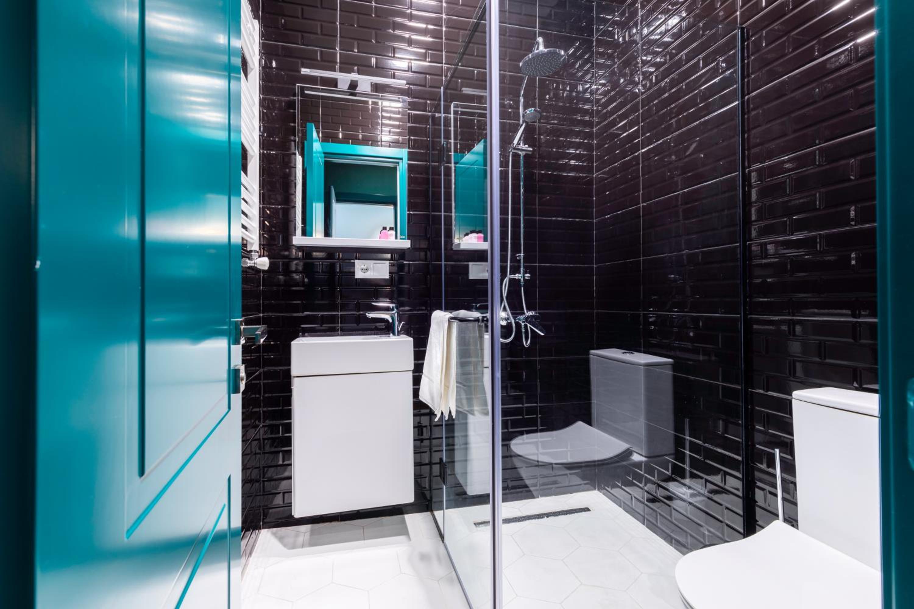 Triple Room with Private Bathroom