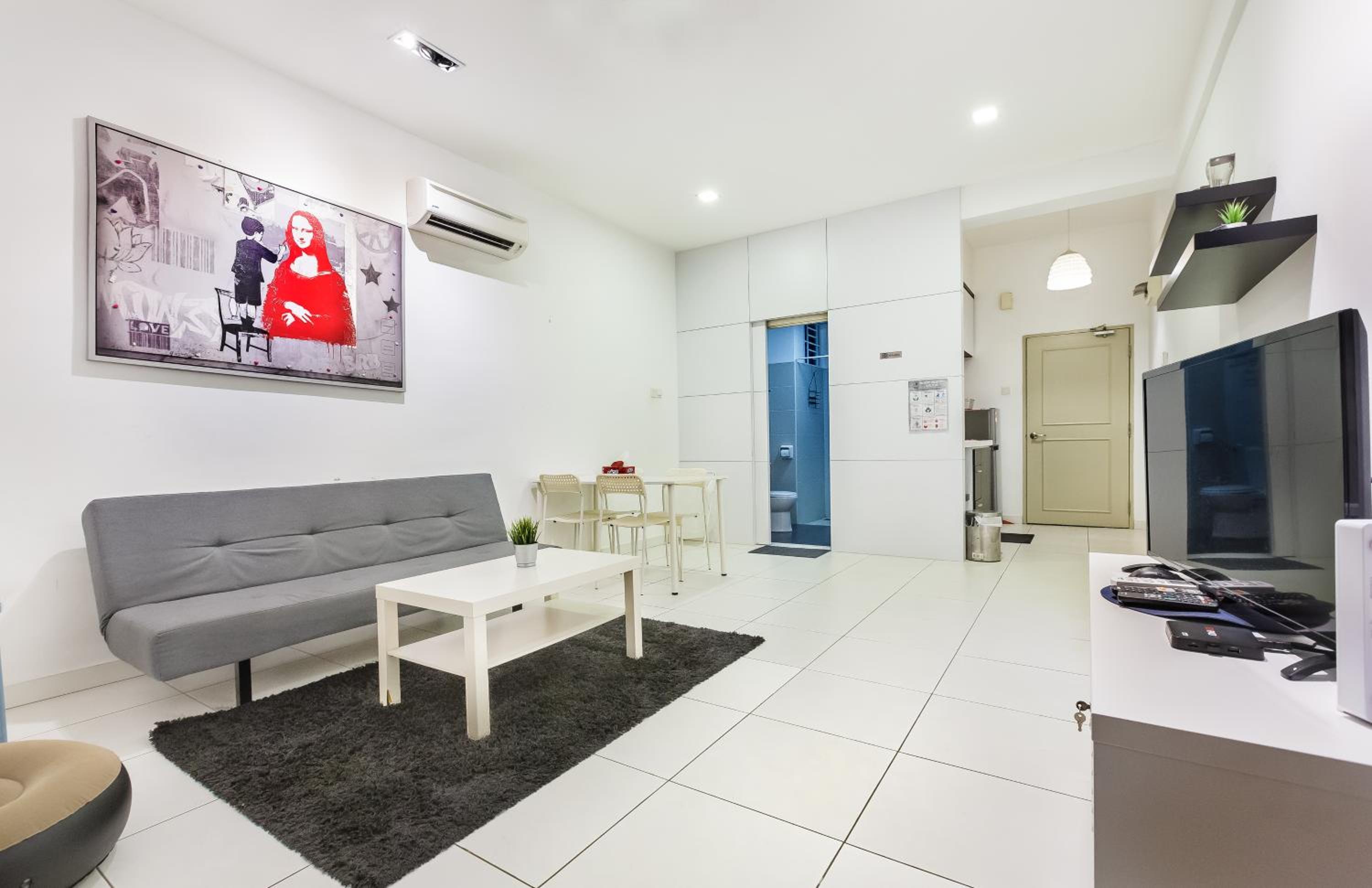 Studio Apartment