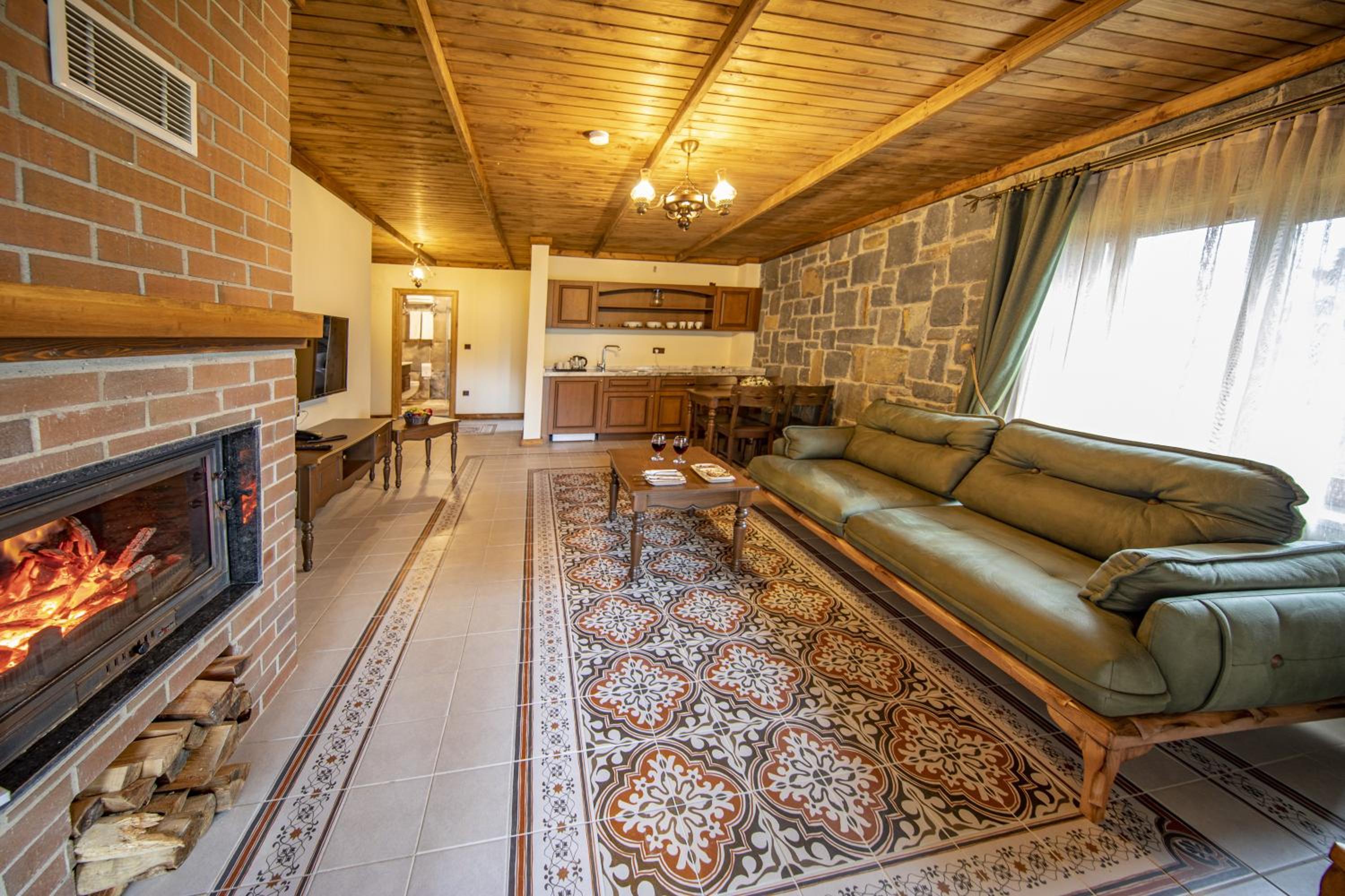 Three-Bedroom Villa photo 1