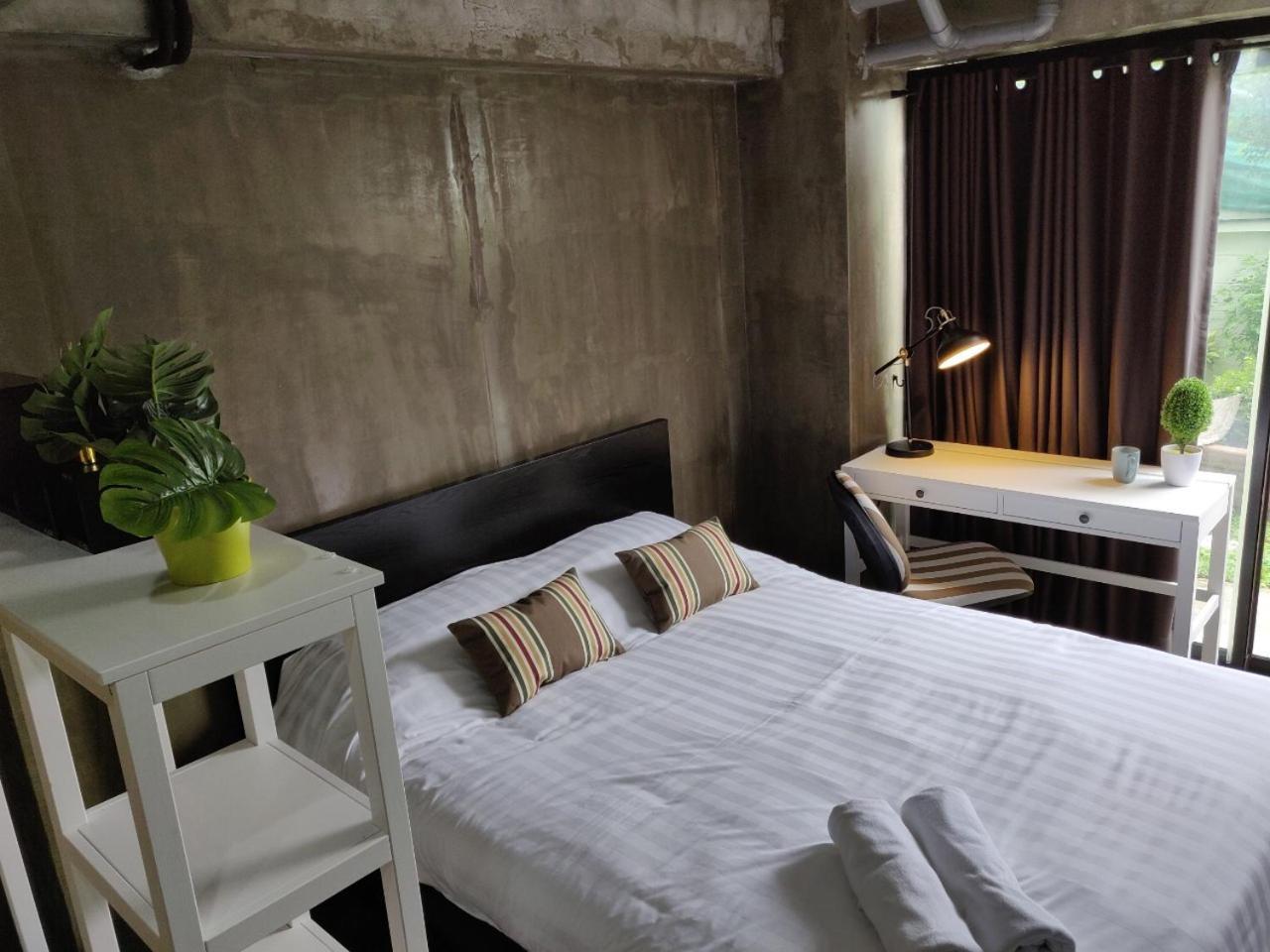 Queen Room with Garden View photo 3