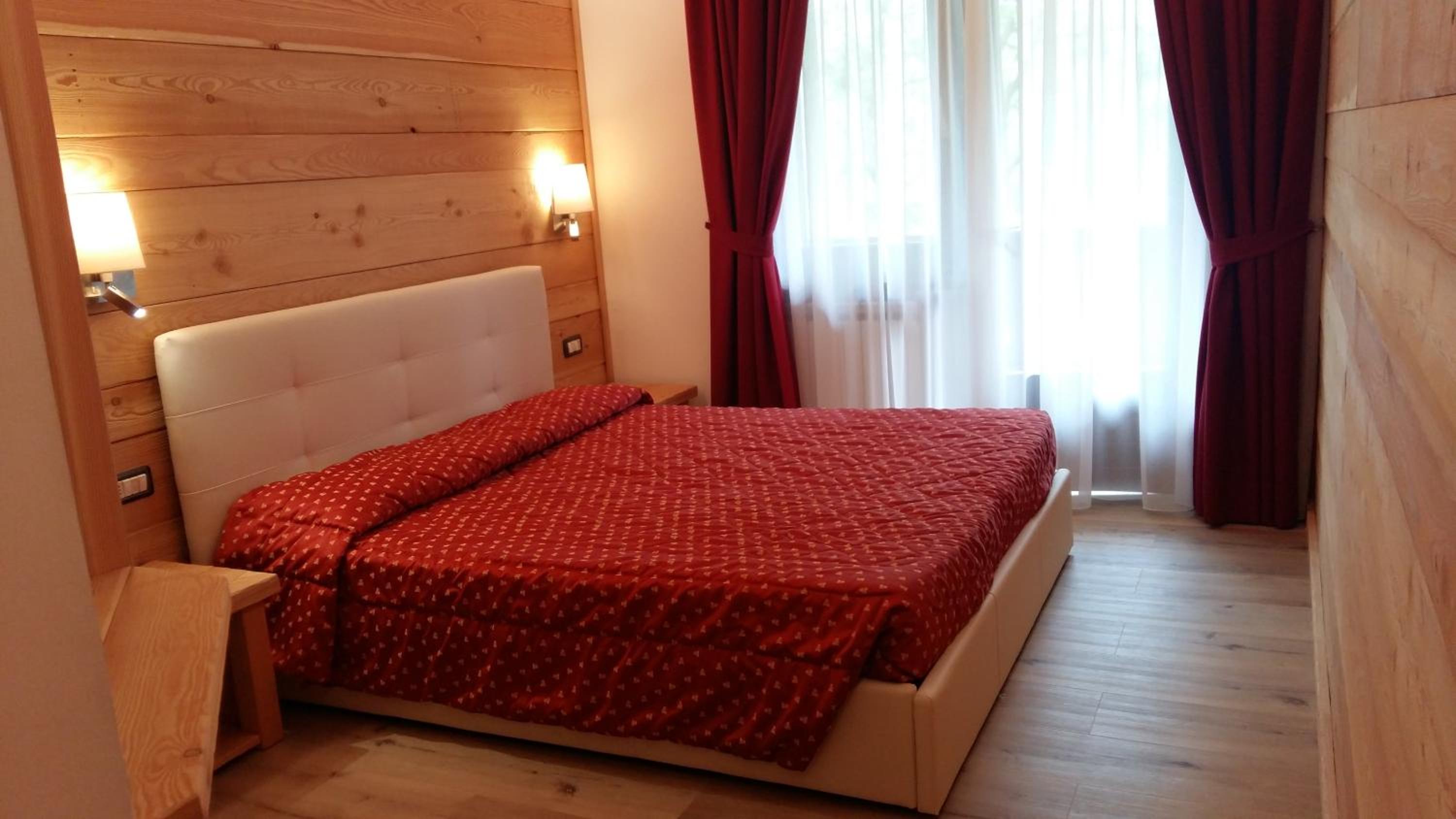 Double or Twin Room - Photo 11
