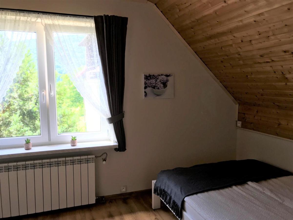 Two-Bedroom House photo 3
