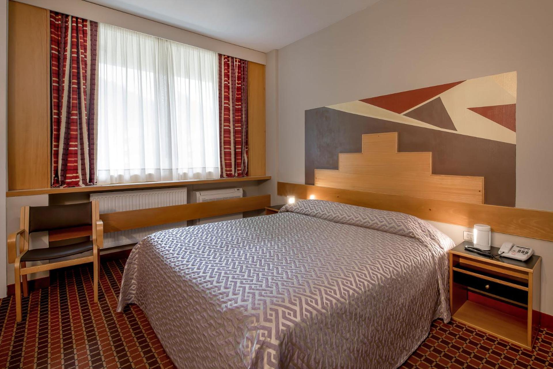 Classic Double or Twin Room - Photo 3