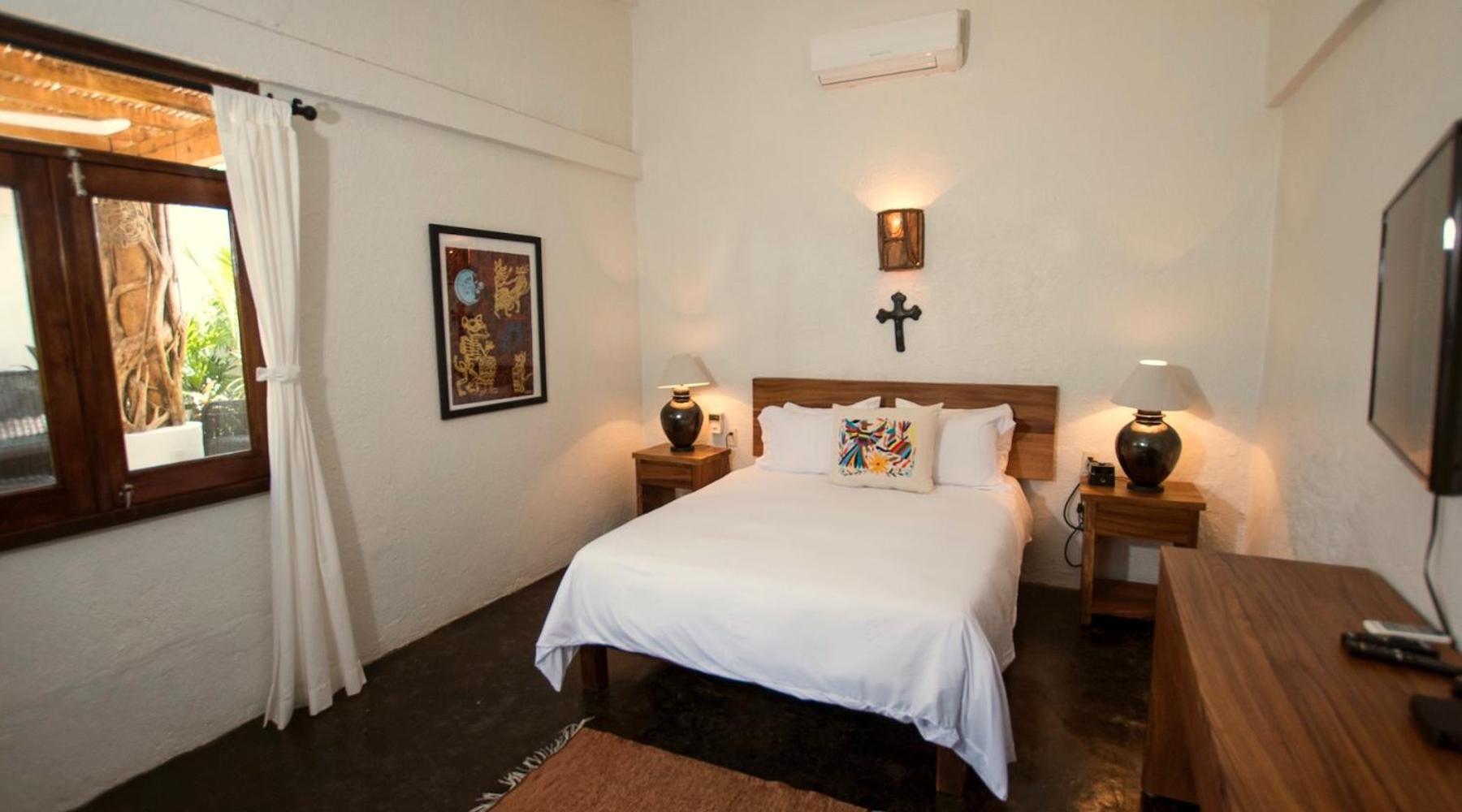 Two-Bedroom Villa - Photo 4