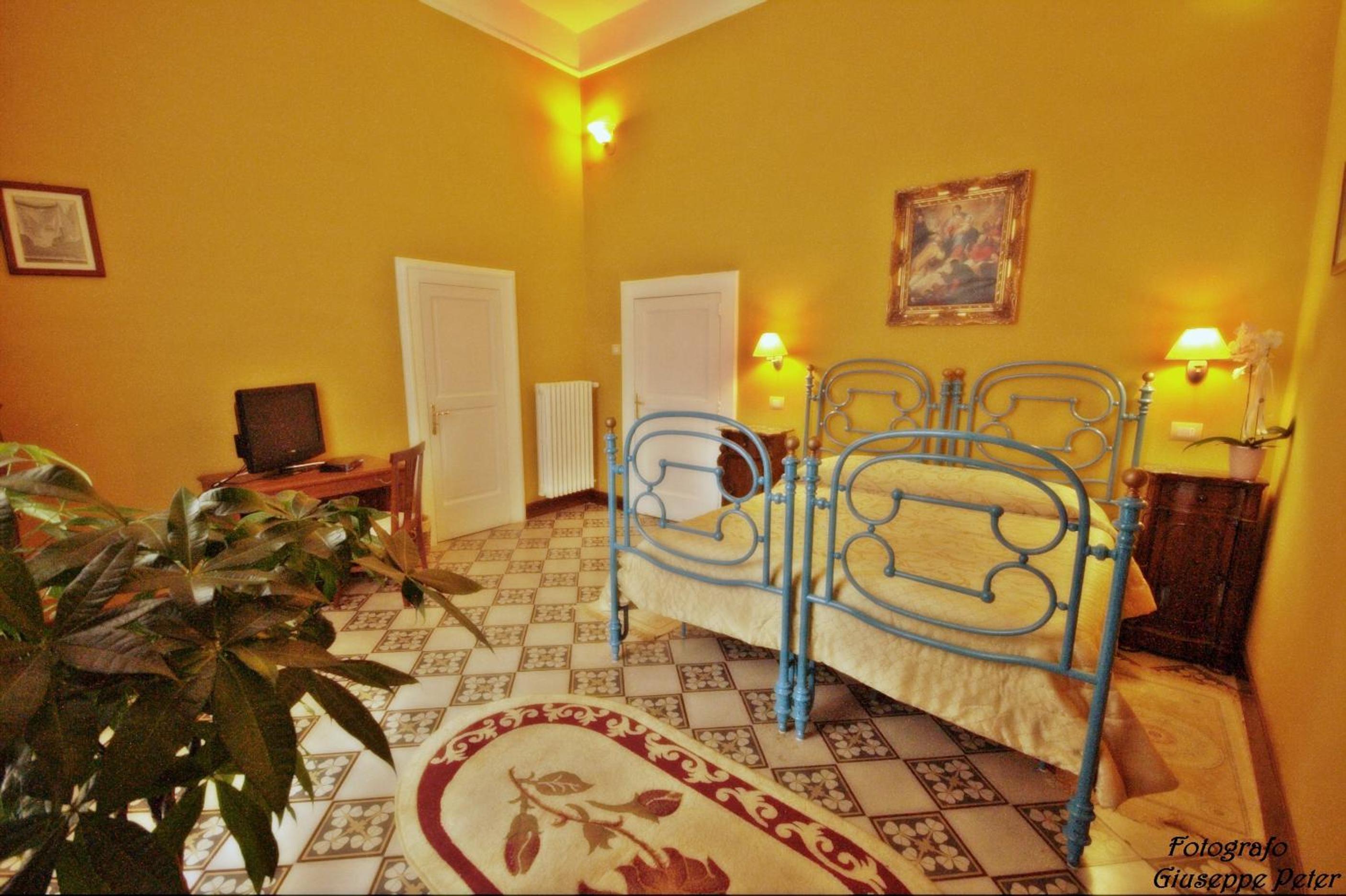 Superior Quadruple Room photo 2