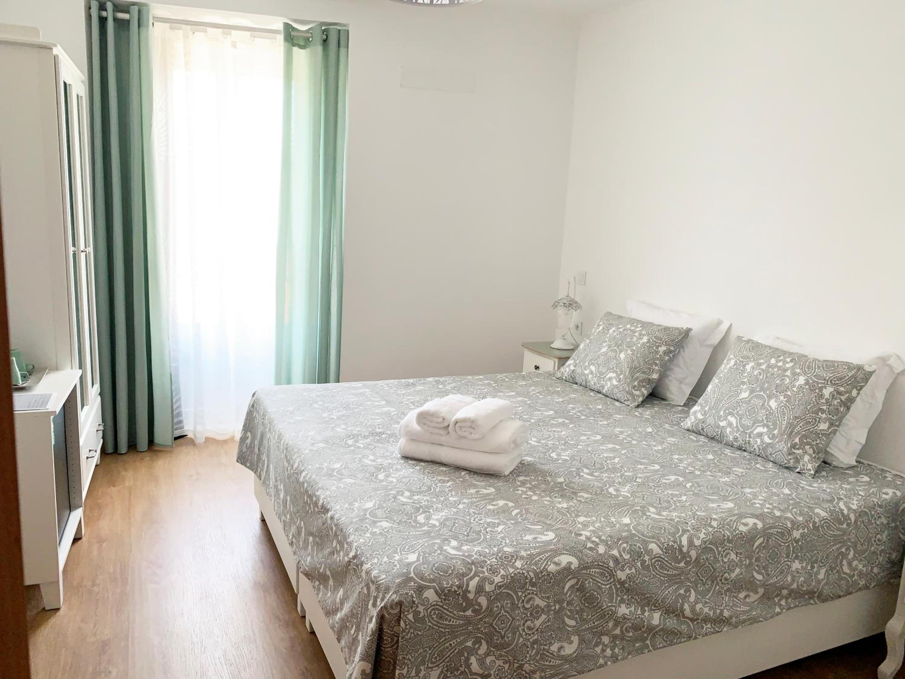 Double or Twin Room with Shared Bathroom photo 3