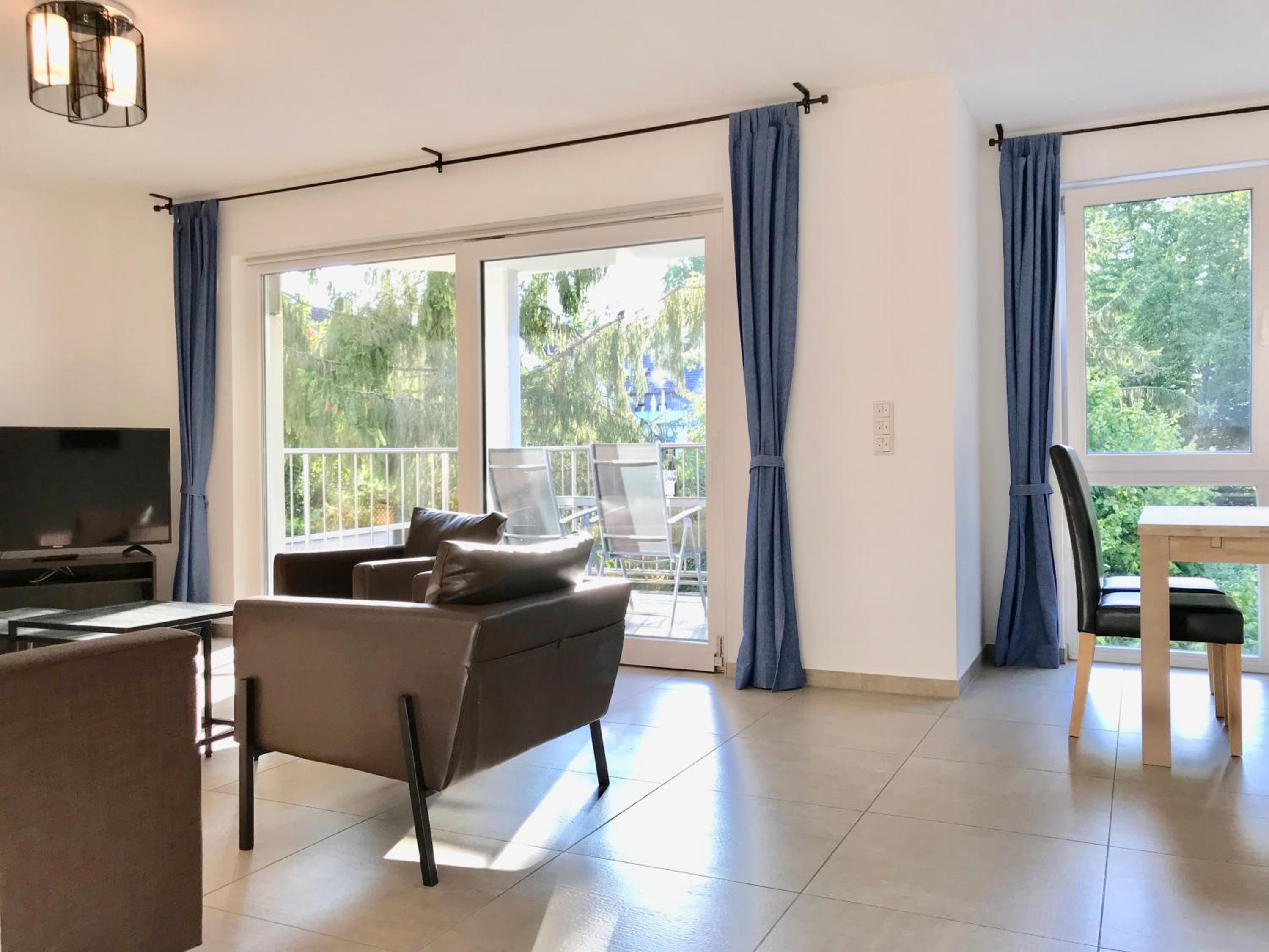 Apartment with Balcony photo 1