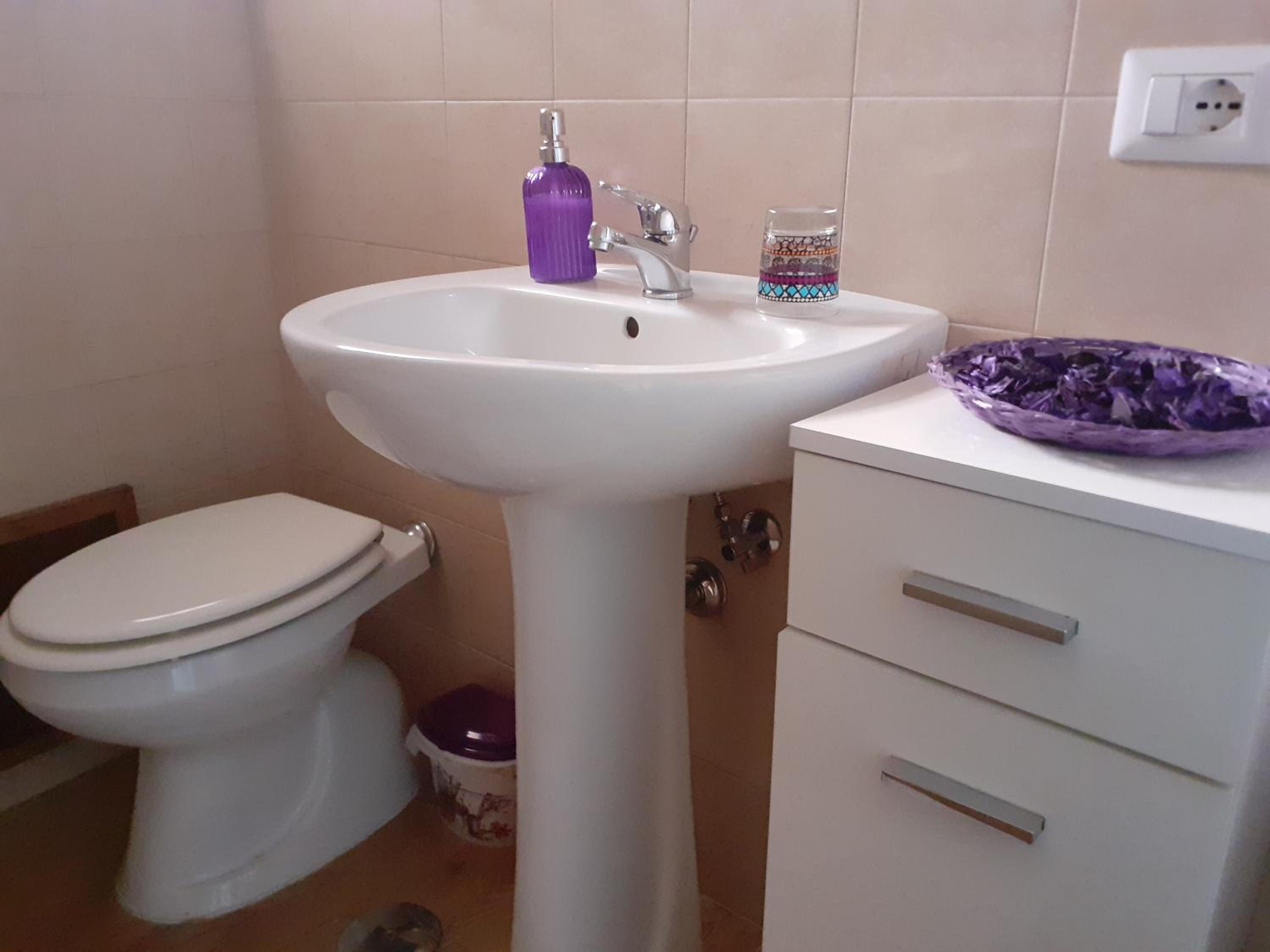 One-Bedroom Apartment - Photo 29