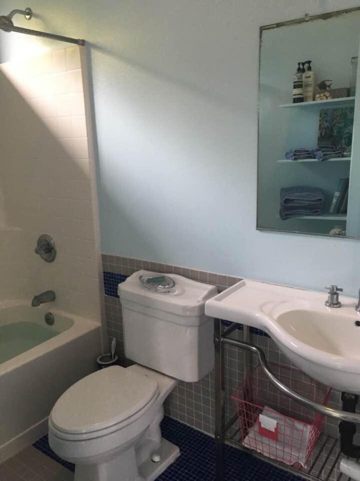 Double Room with Pool View - Photo 29
