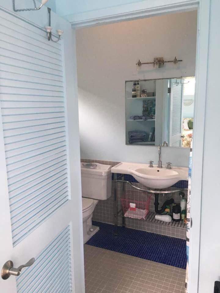 Double Room with Pool View - Photo 30
