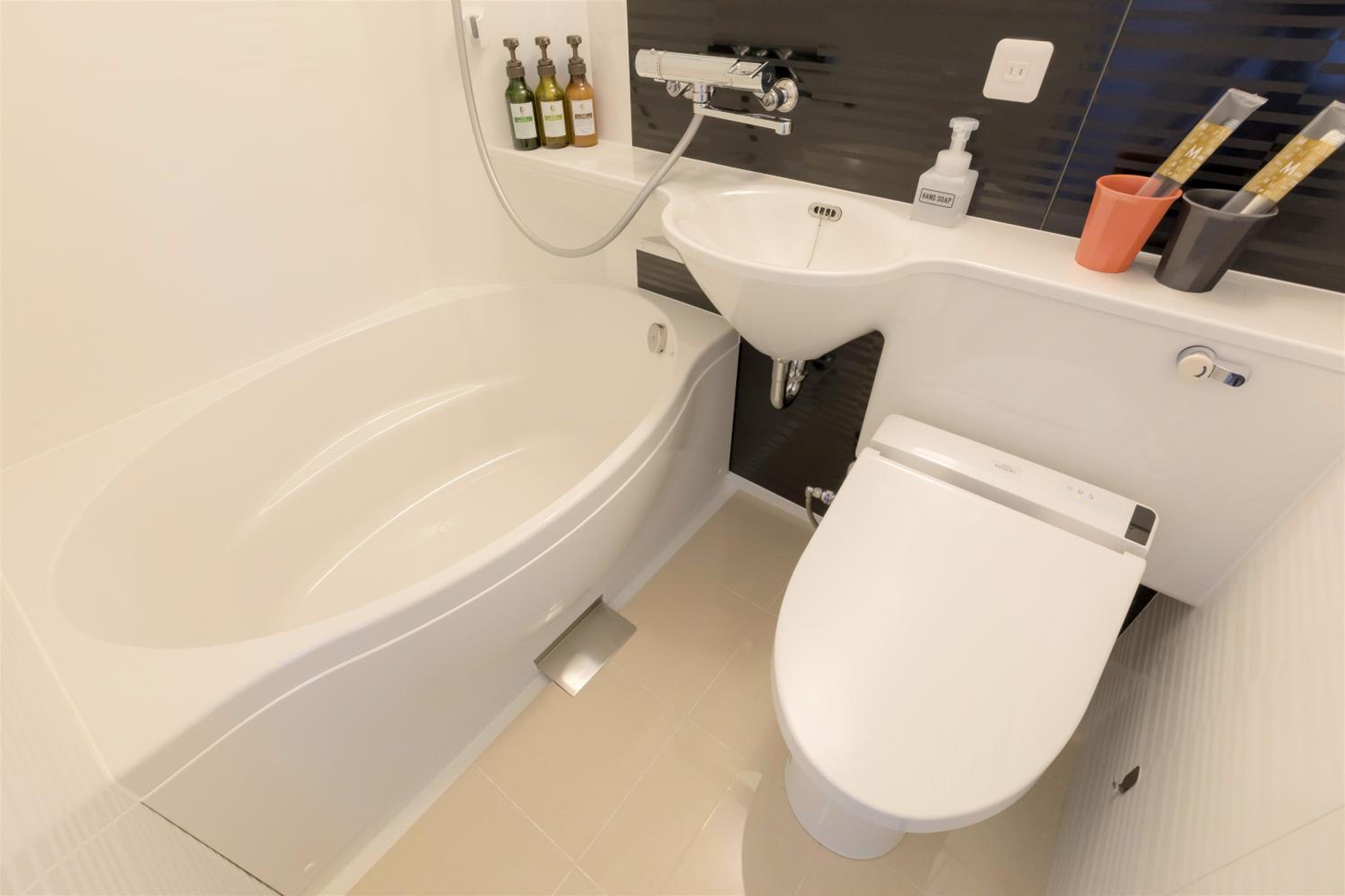Double Room - Photo 6