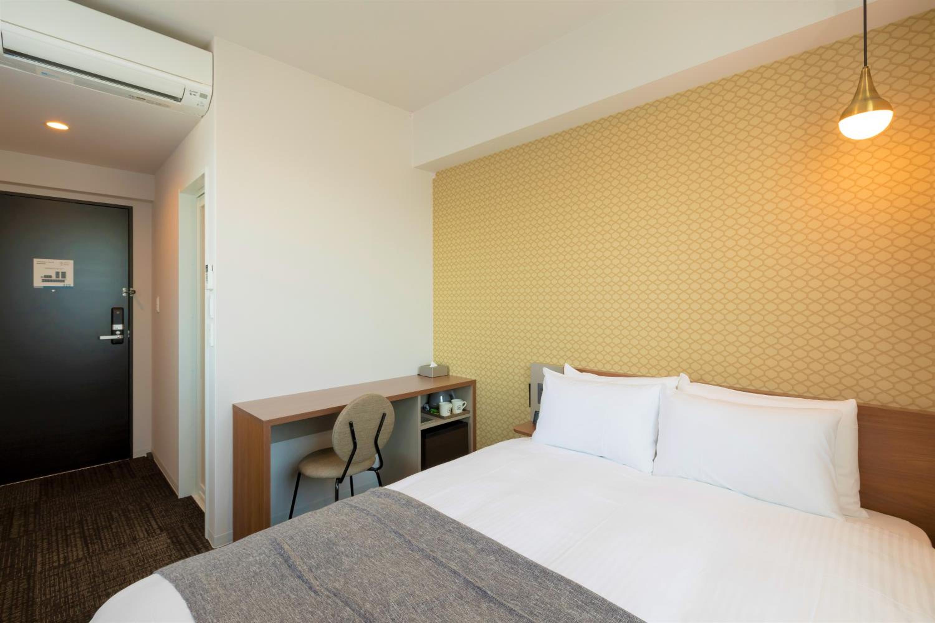 Double Room - Photo 11