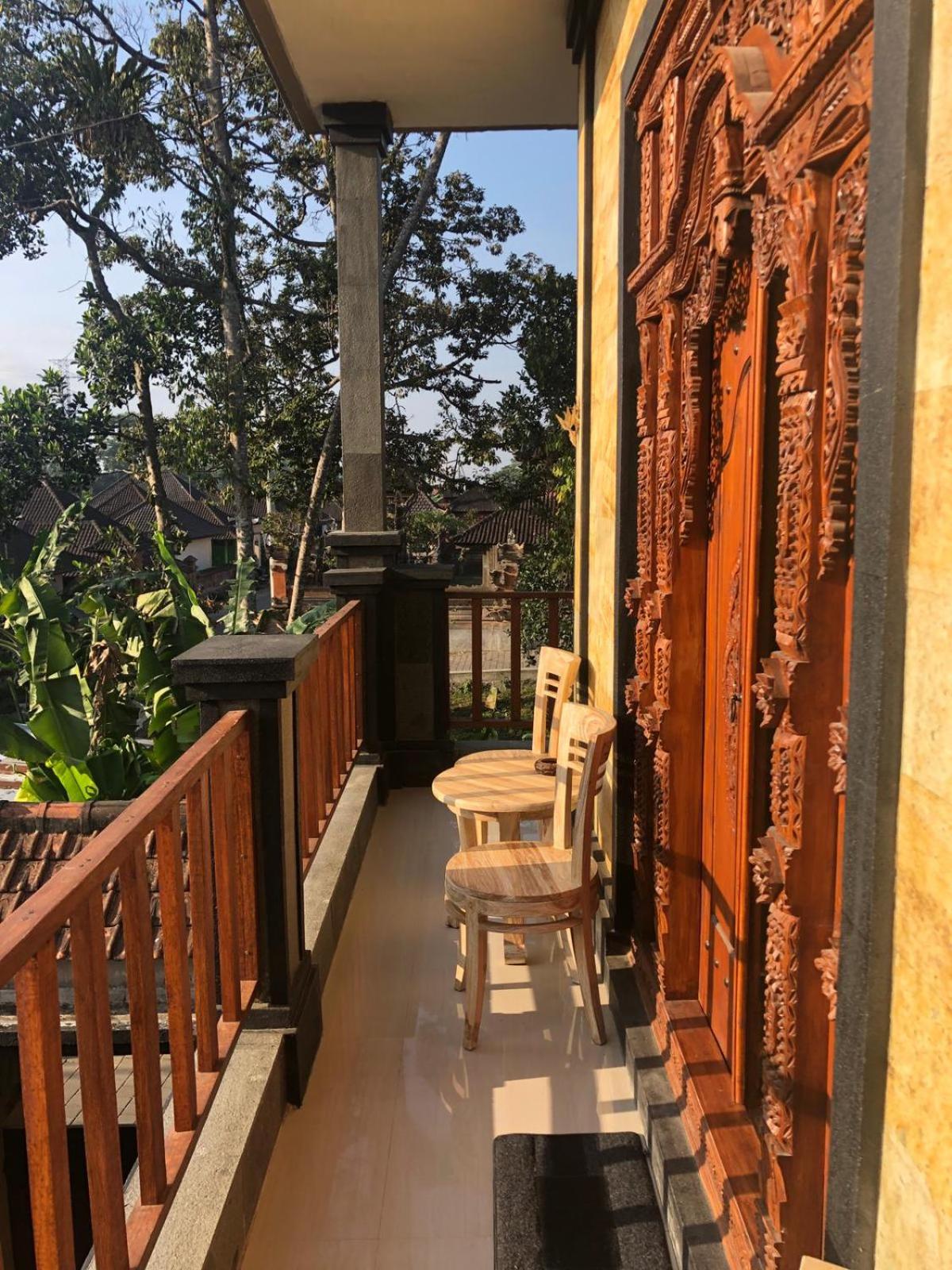 Deluxe Double Room with Balcony - Photo 13
