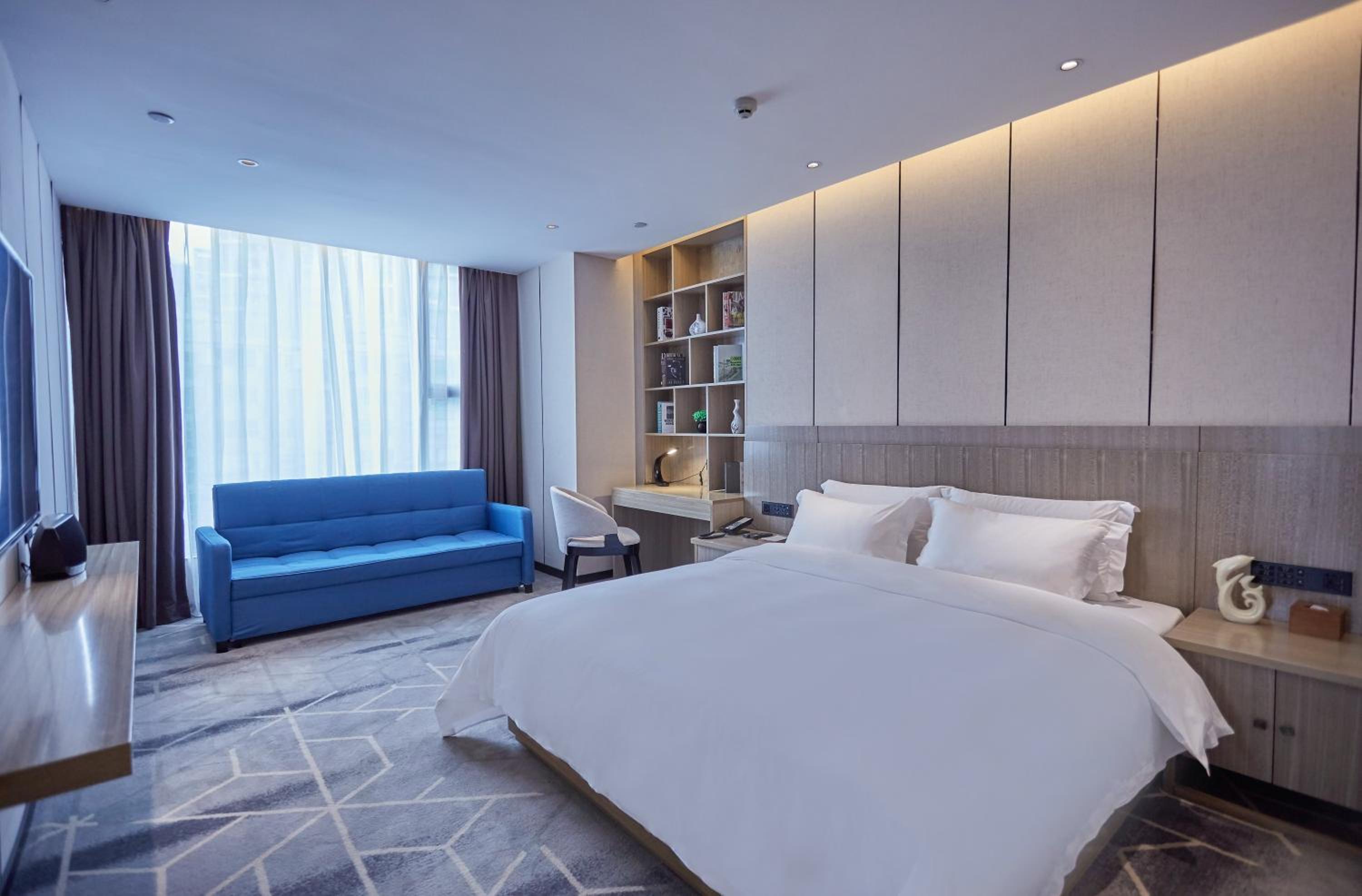 Deluxe Double Room with Bath