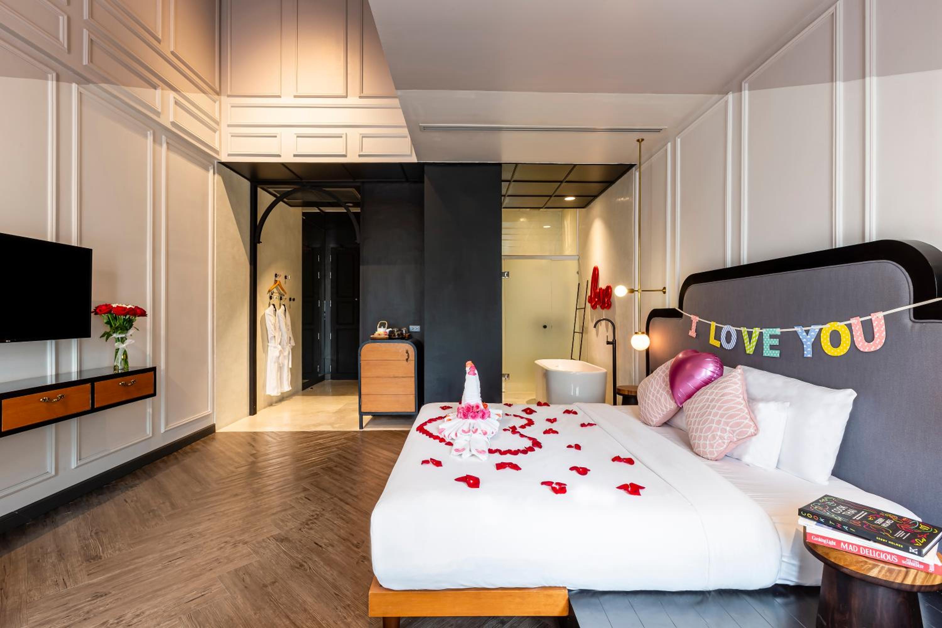Deluxe Double Room - Photo 3