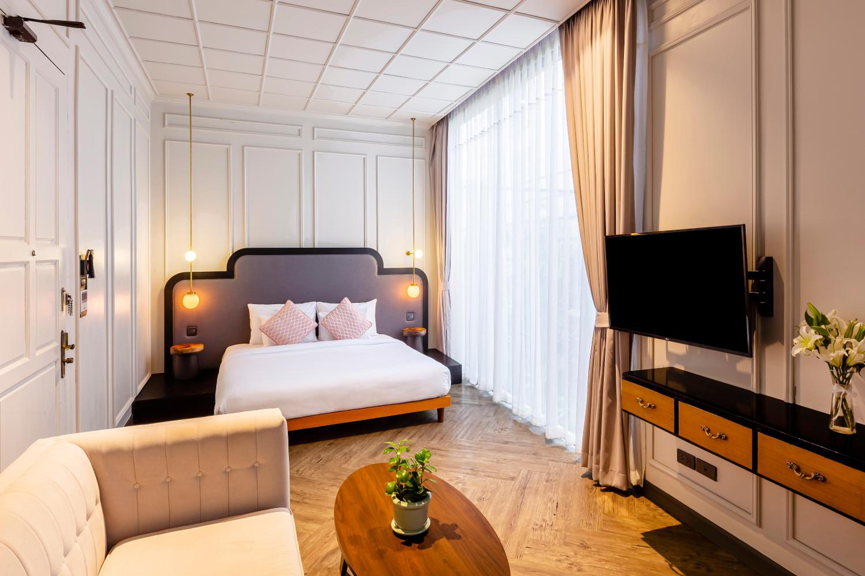 Deluxe Suite - Photo 4